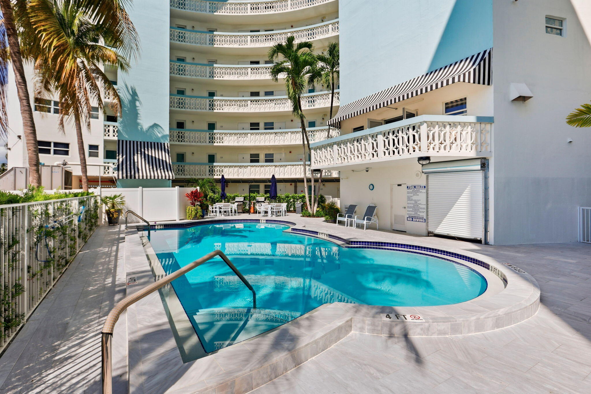 3250 NE 28TH #104, Fort Lauderdale FL 33308