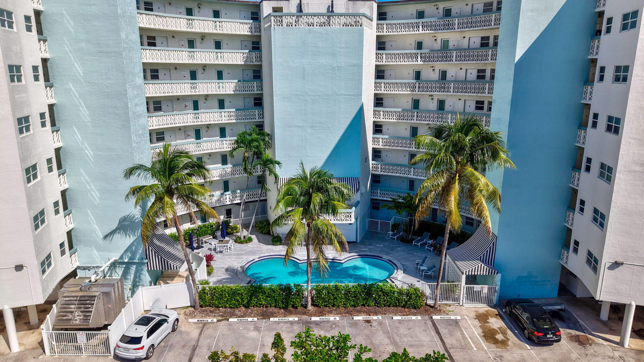 3250 NE 28TH #104, Fort Lauderdale FL 33308