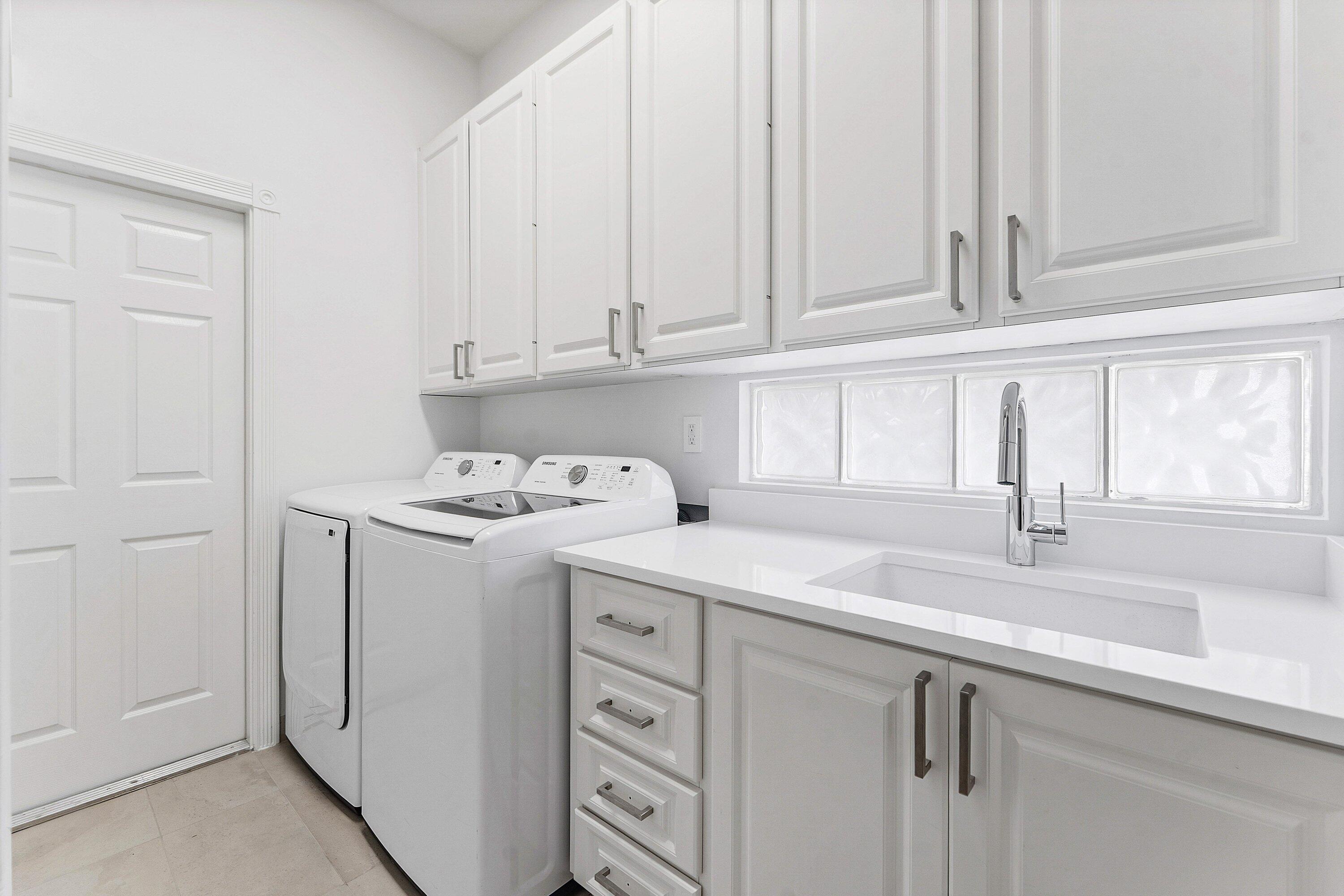 2580 Kittbuck, West Palm Beach FL 33411