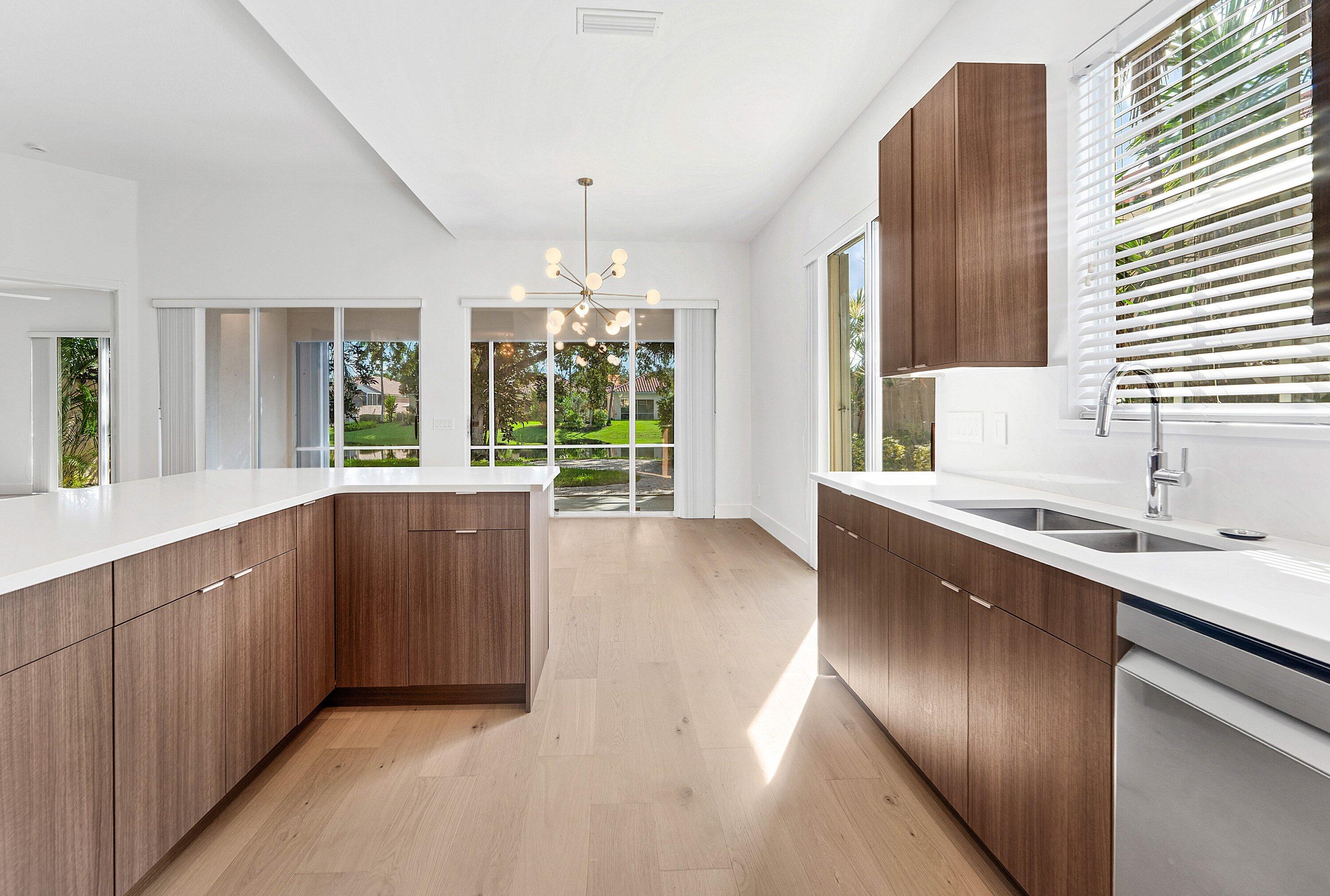 2580 Kittbuck, West Palm Beach FL 33411