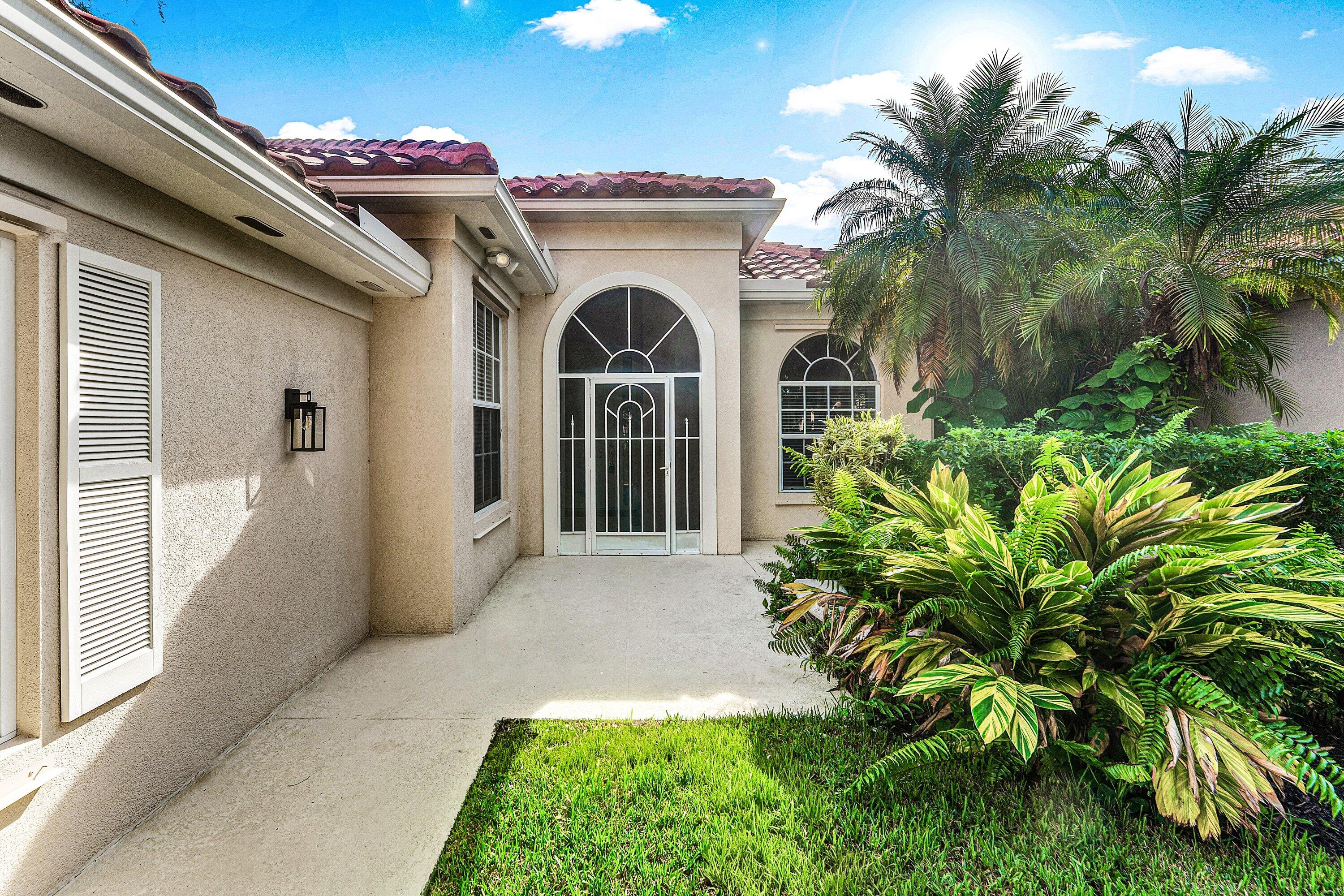 2580 Kittbuck, West Palm Beach FL 33411