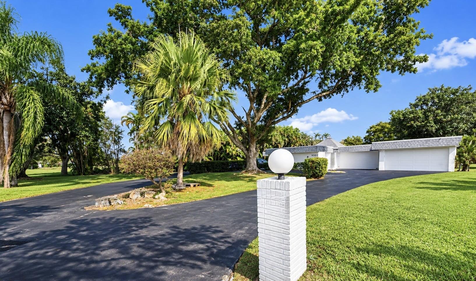 5707 WHITE HICKORY, Tamarac FL 33319