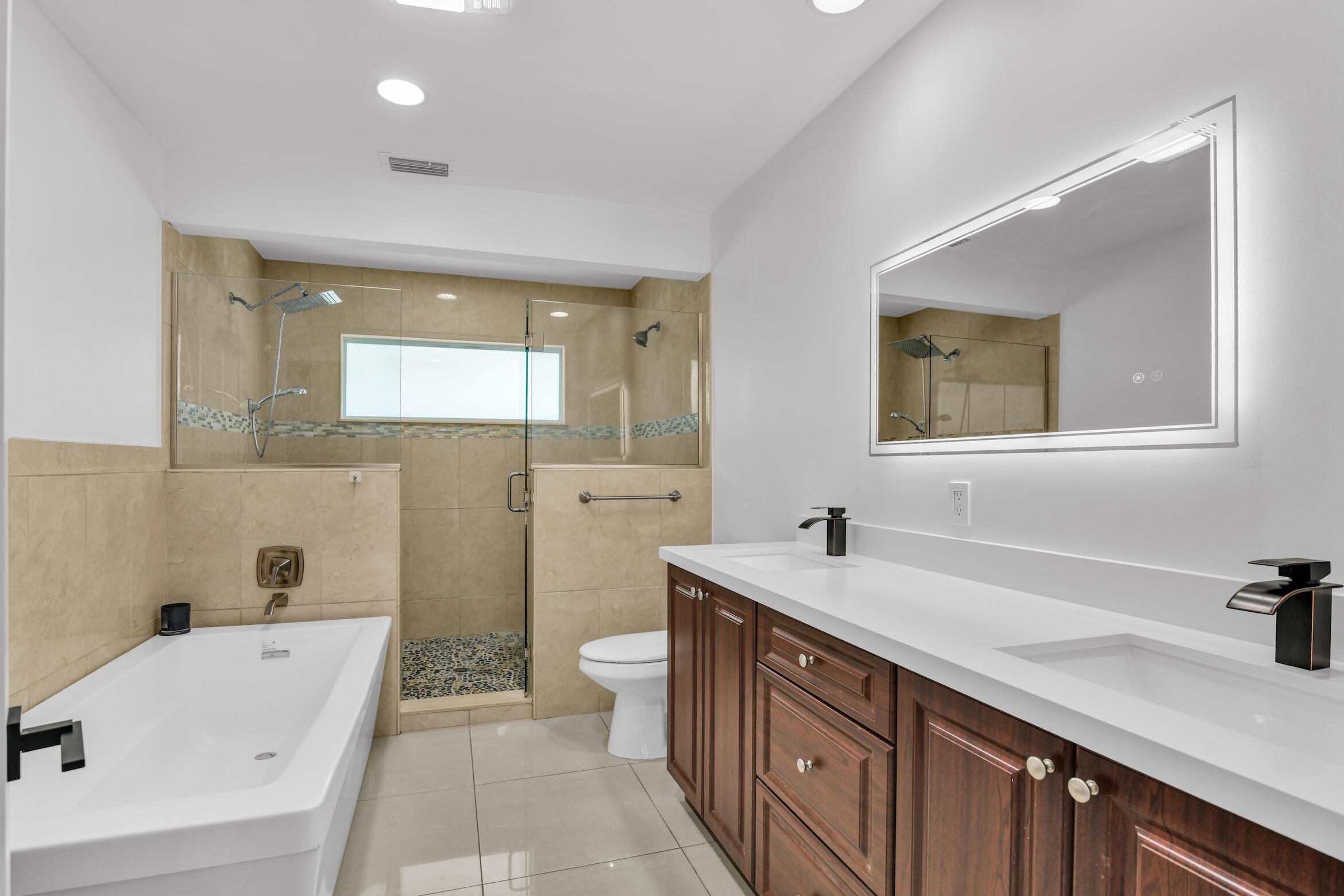 5707 WHITE HICKORY, Tamarac FL 33319