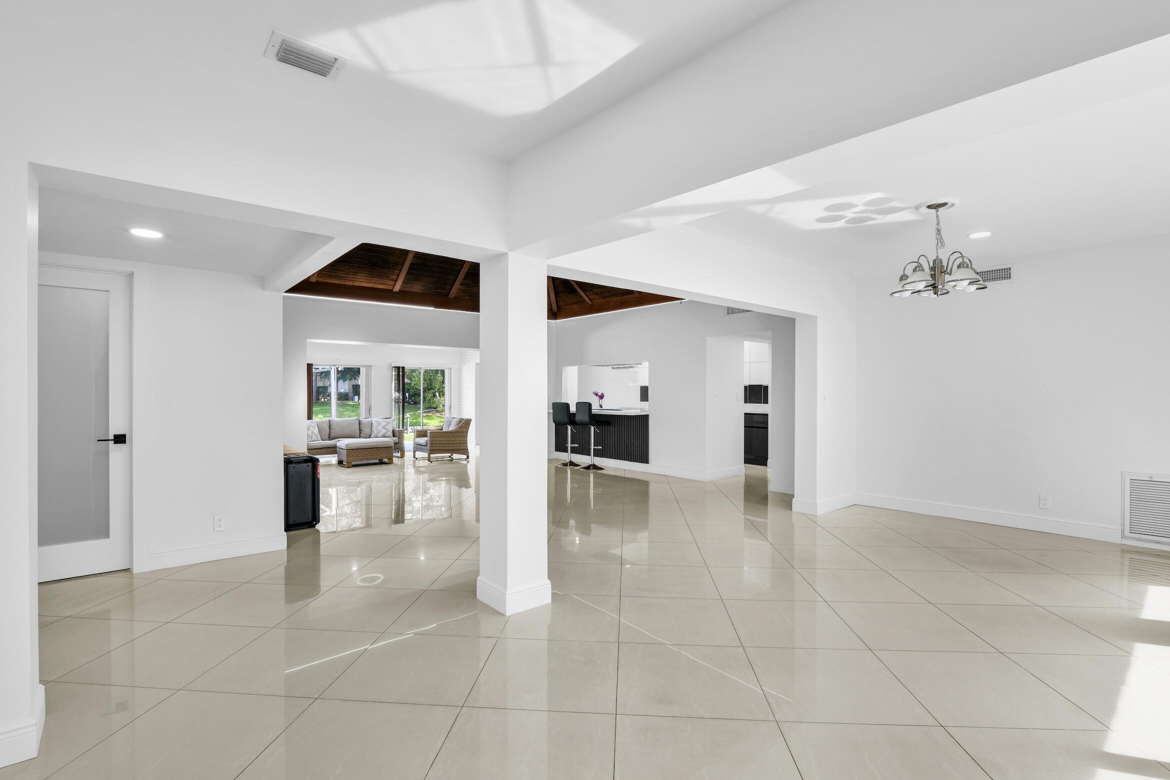 5707 WHITE HICKORY, Tamarac FL 33319