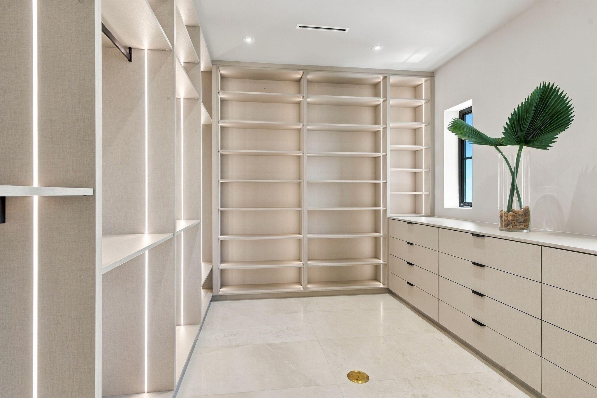 5262 LA GORCE, Miami Beach FL 33140