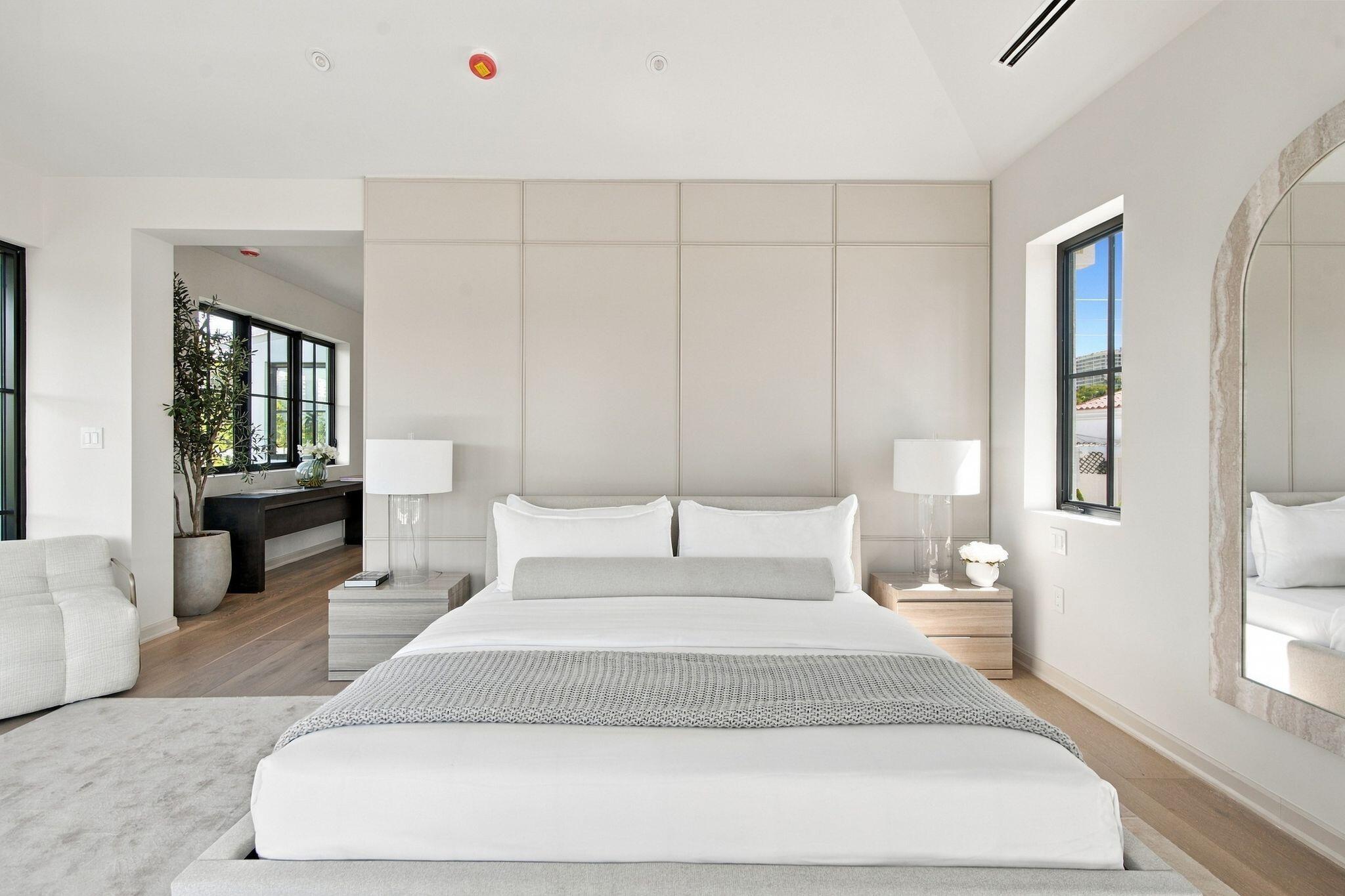 5262 LA GORCE, Miami Beach FL 33140