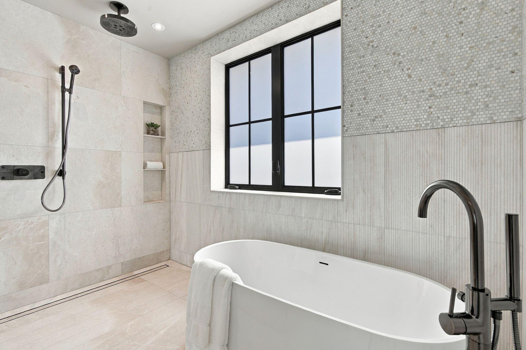 5262 LA GORCE, Miami Beach FL 33140