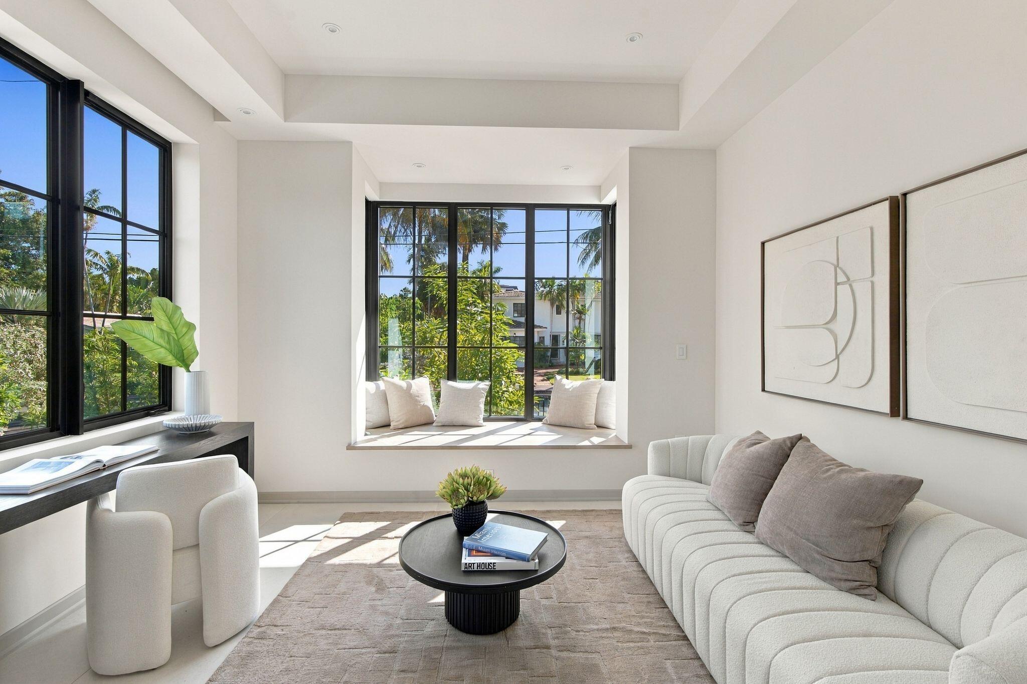 5262 LA GORCE, Miami Beach FL 33140