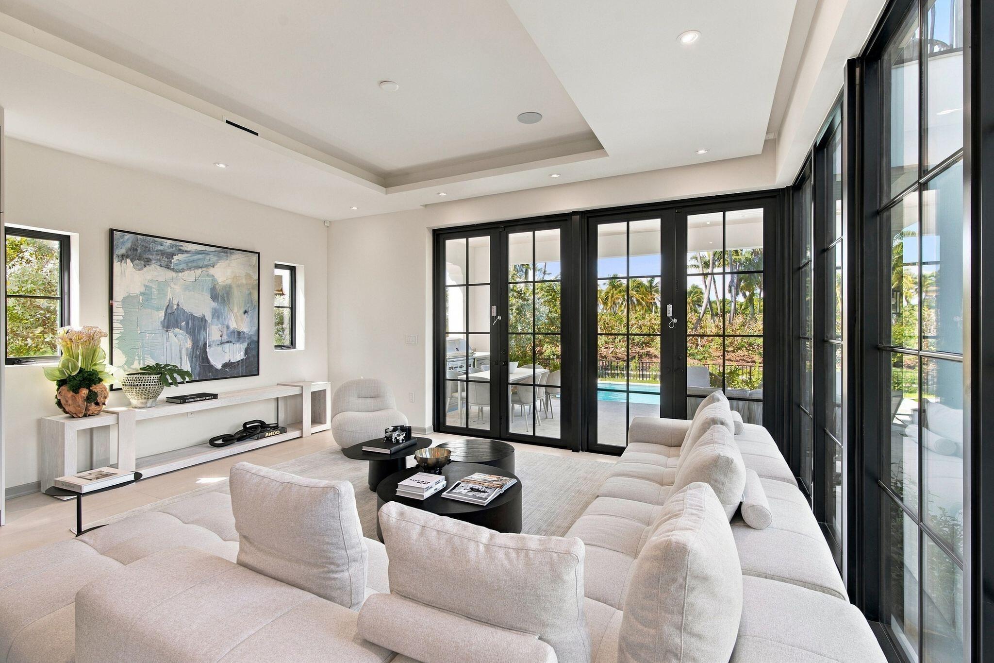 5262 LA GORCE, Miami Beach FL 33140