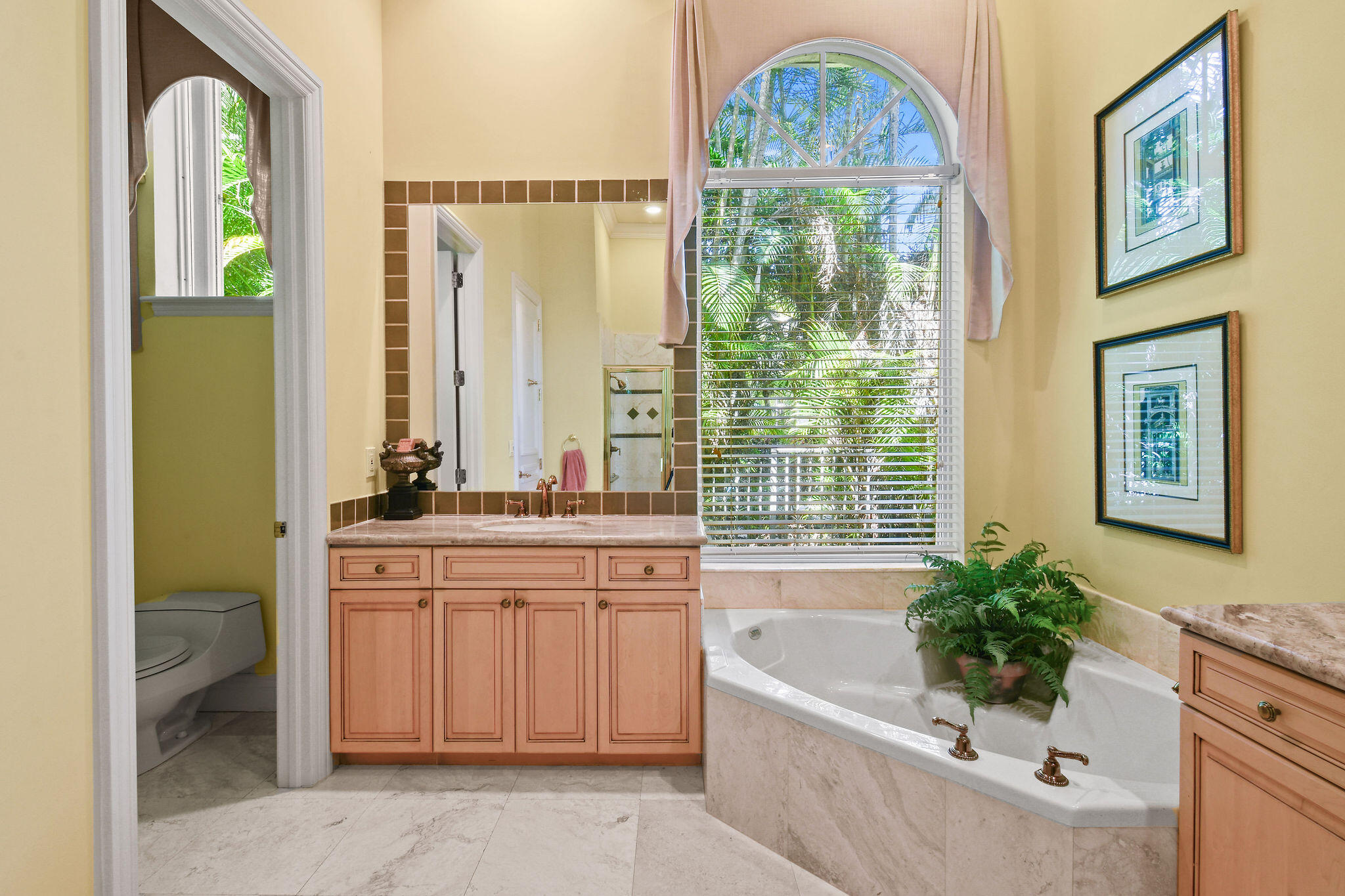 209 Grand Pointe, Palm Beach Gardens FL 33418