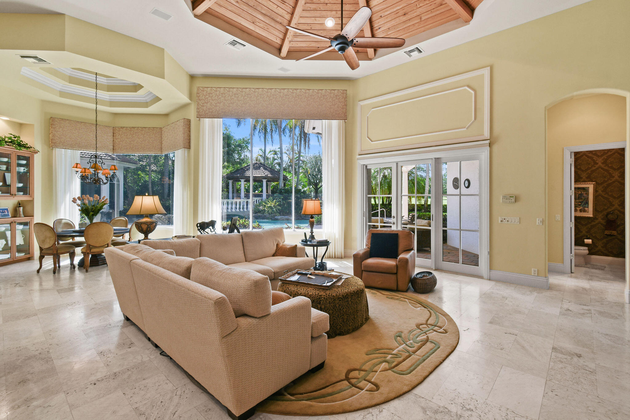 209 Grand Pointe, Palm Beach Gardens FL 33418