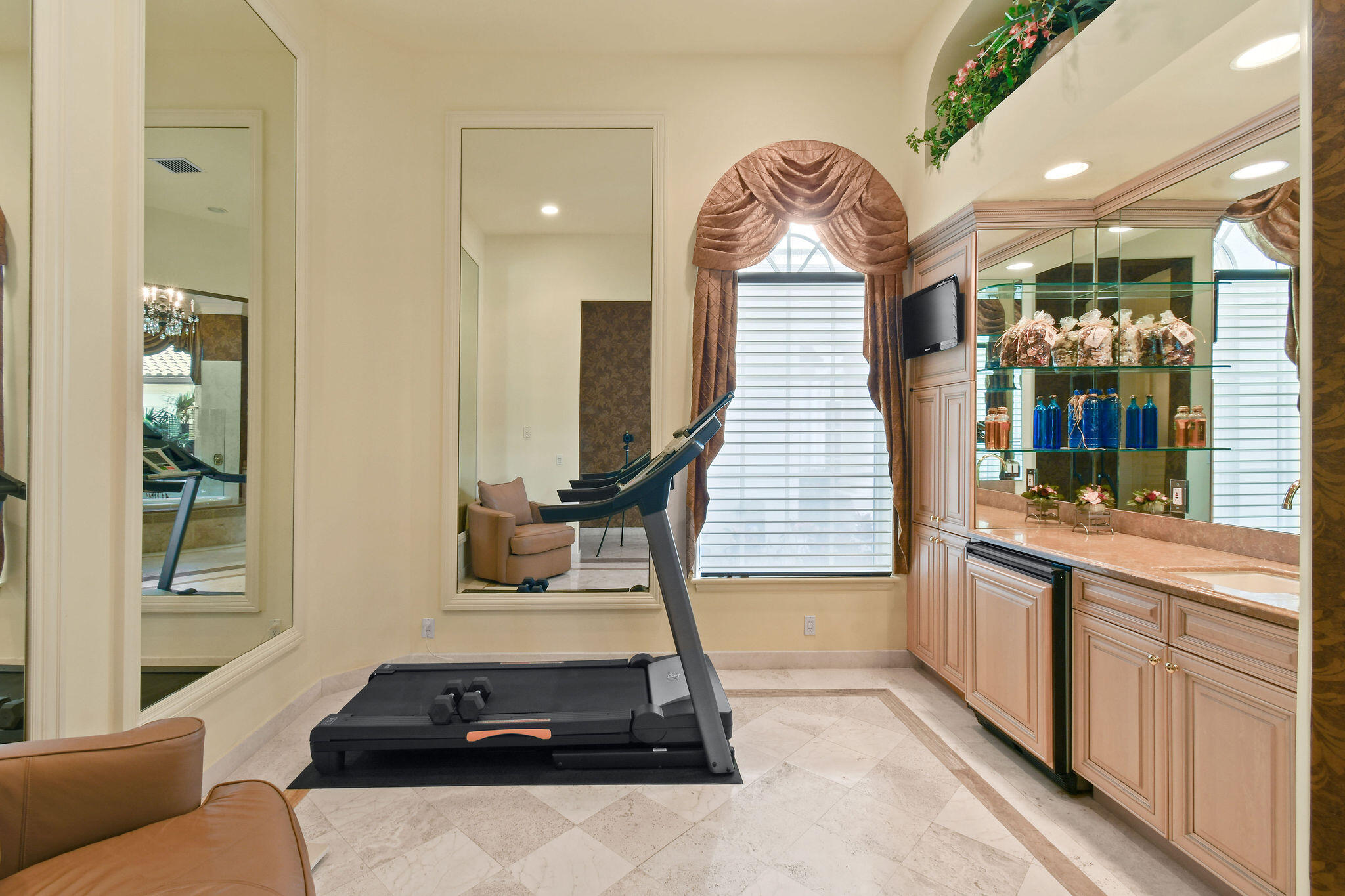 209 Grand Pointe, Palm Beach Gardens FL 33418