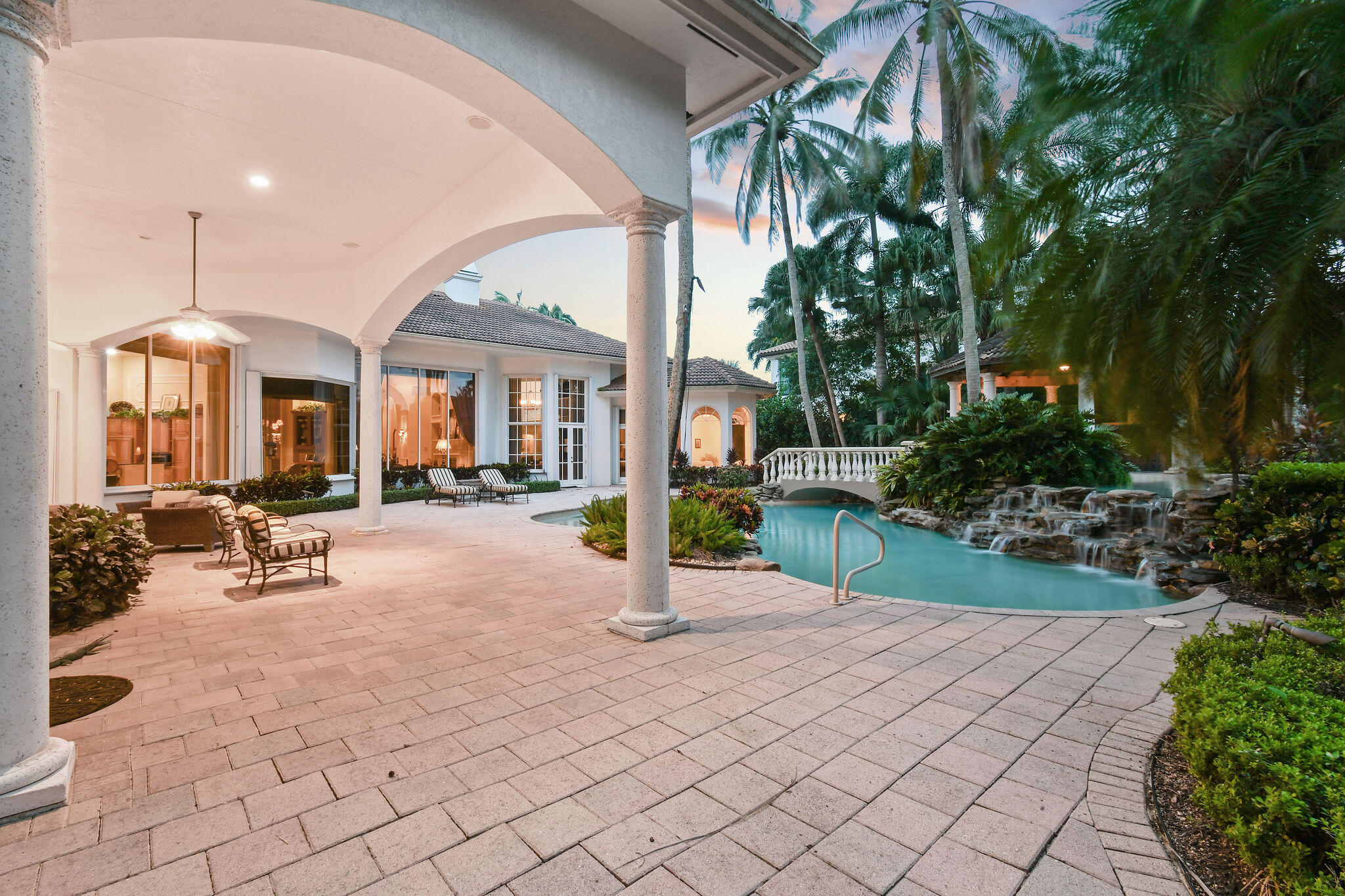209 Grand Pointe, Palm Beach Gardens FL 33418