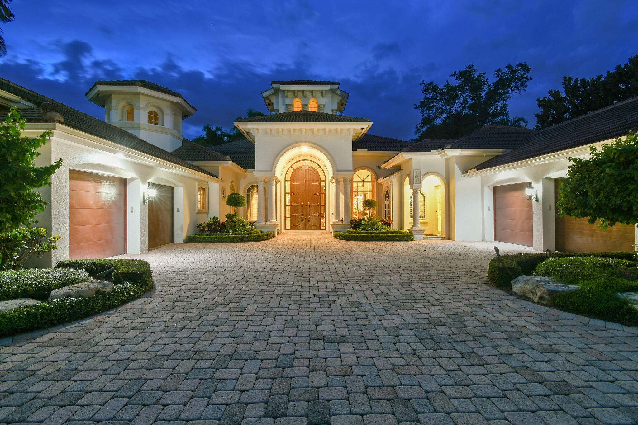 209 Grand Pointe, Palm Beach Gardens FL 33418