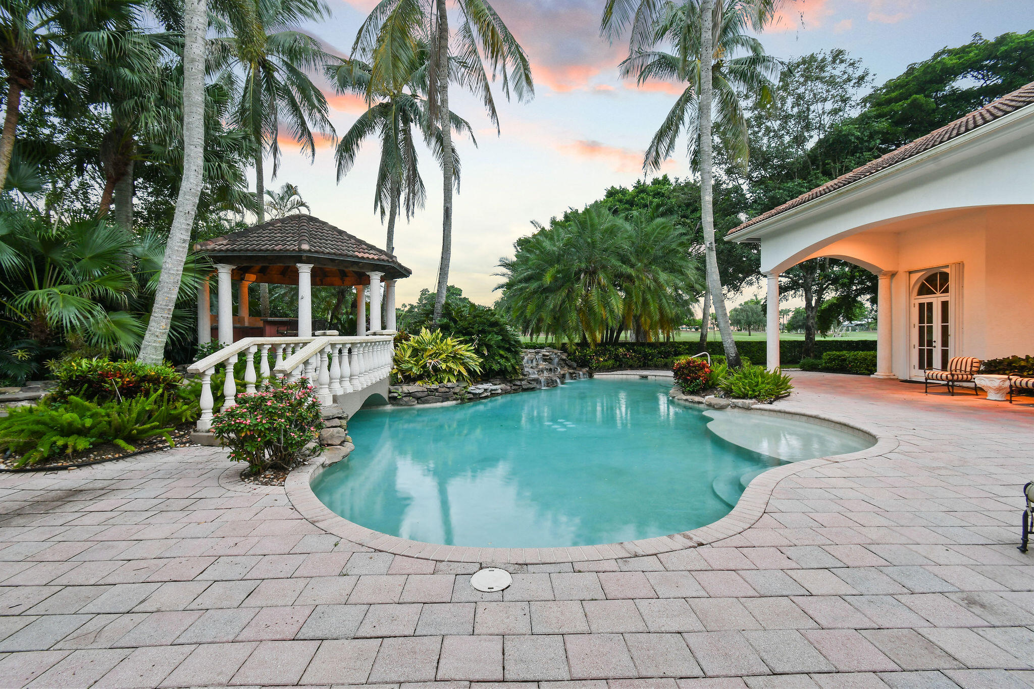 209 Grand Pointe, Palm Beach Gardens FL 33418