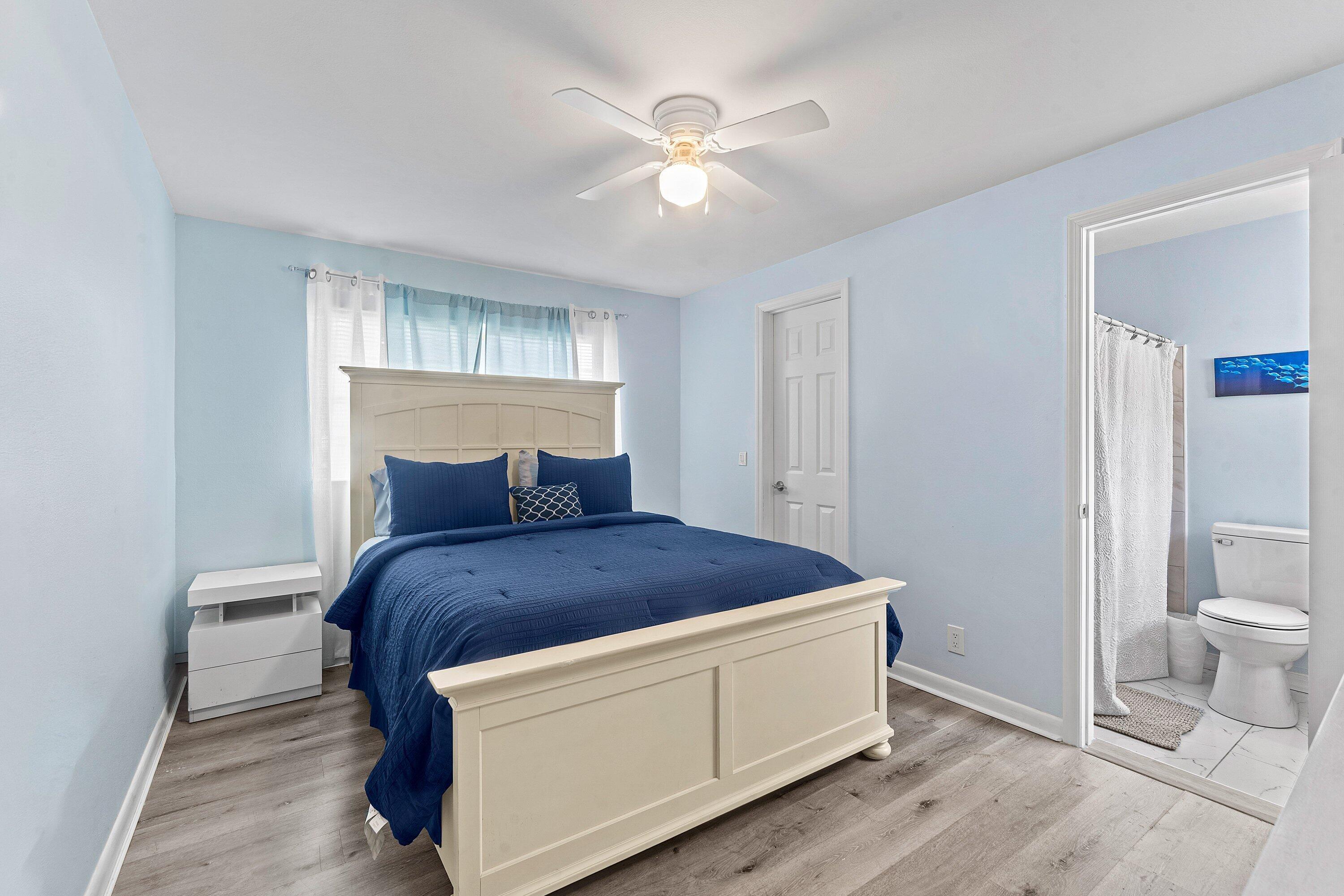 742 Laurel, West Palm Beach FL 33403