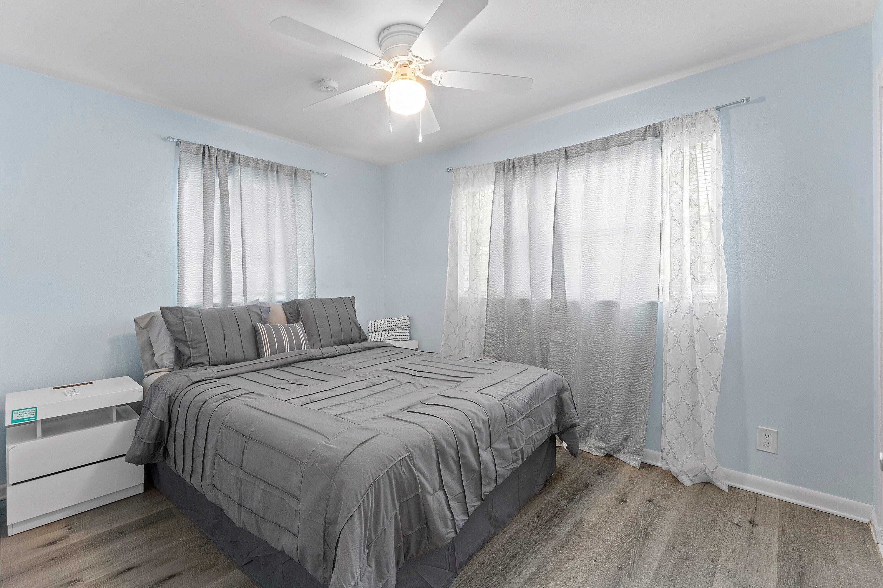742 Laurel, West Palm Beach FL 33403