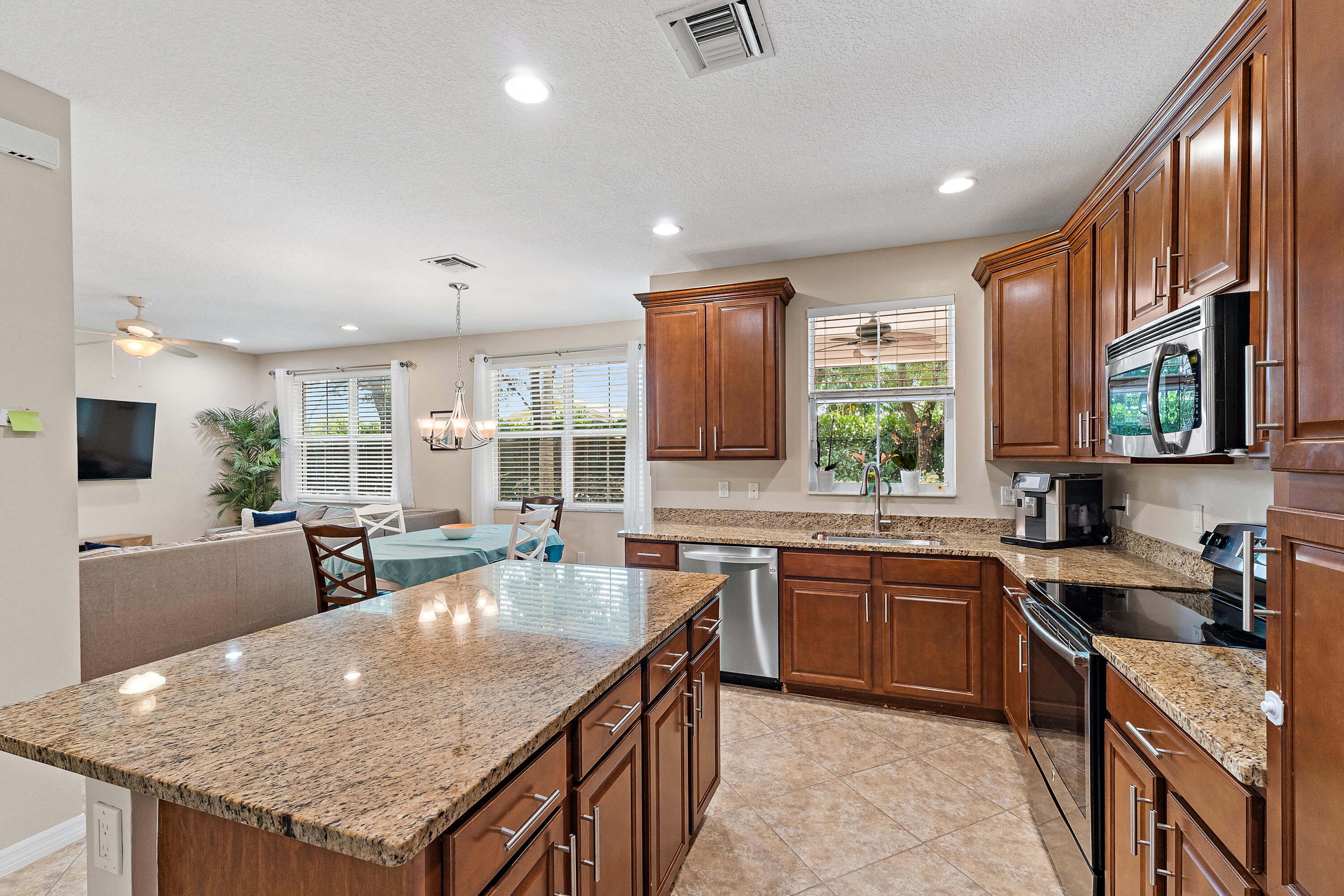 4677 Mediterranean, Palm Beach Gardens FL 33418
