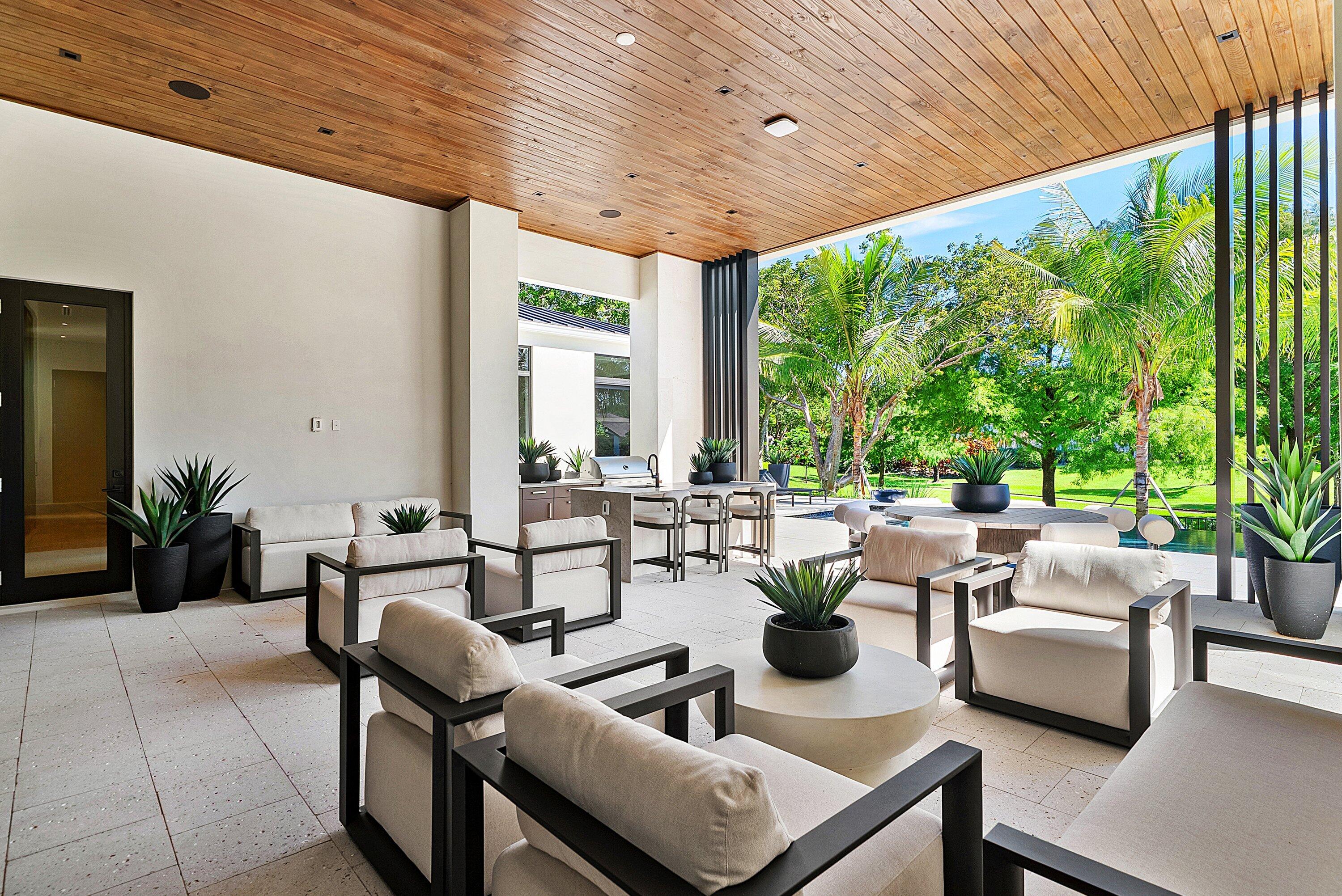 2480 NW 43RD, Boca Raton FL 33431