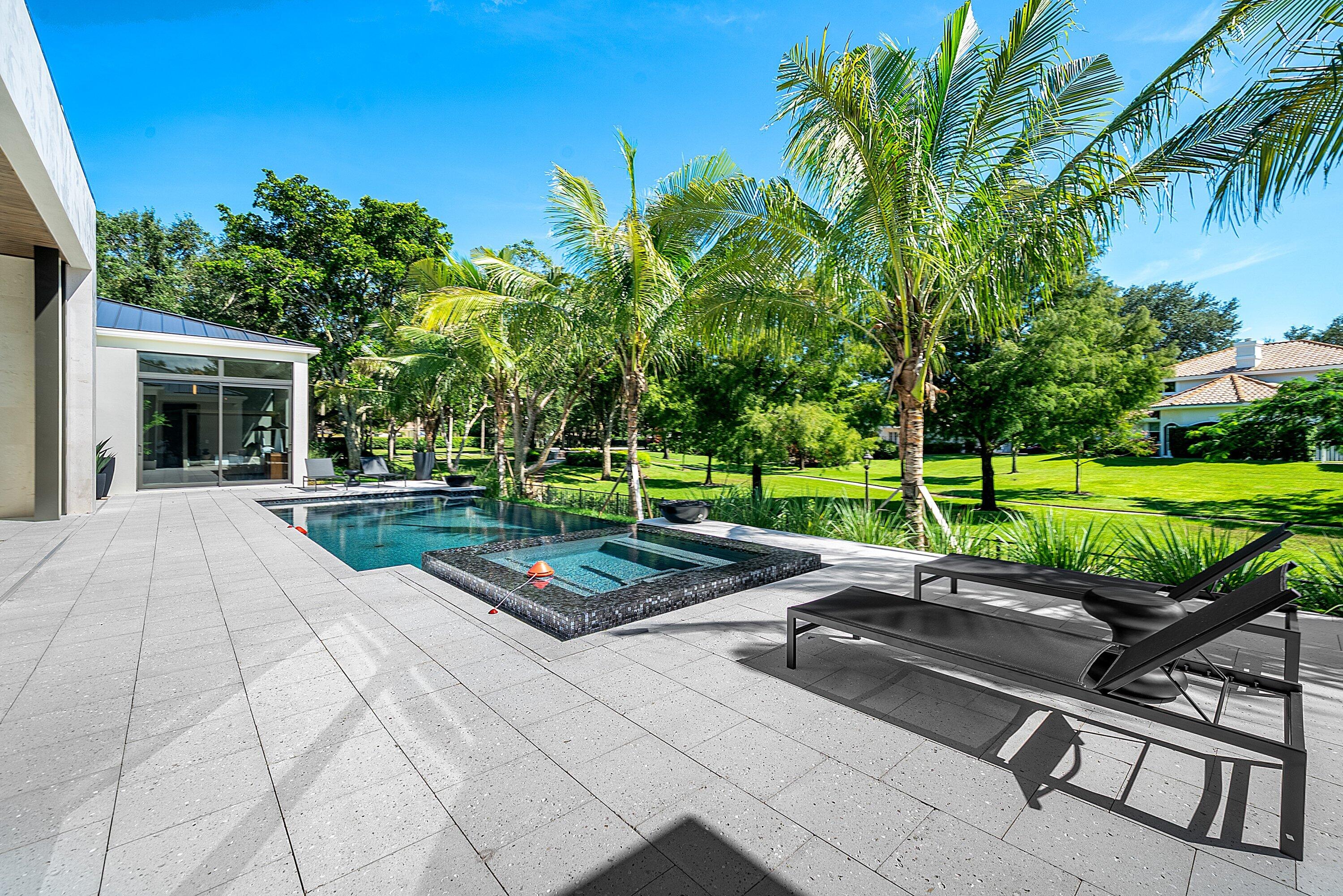 2480 NW 43RD, Boca Raton FL 33431
