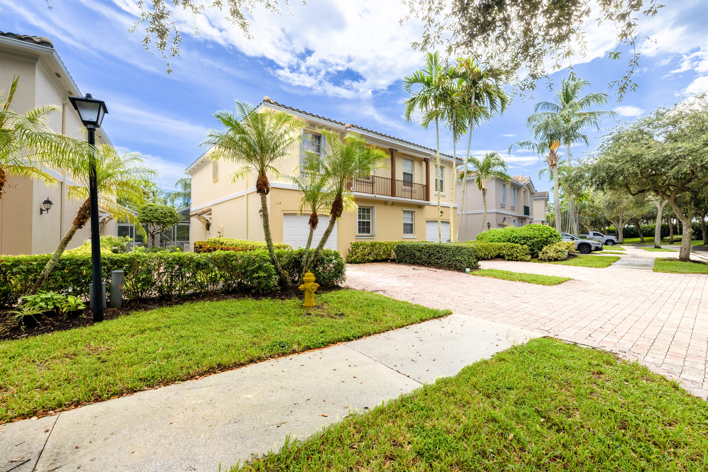154 SANTA BARBARA, Palm Beach Gardens FL 33410
