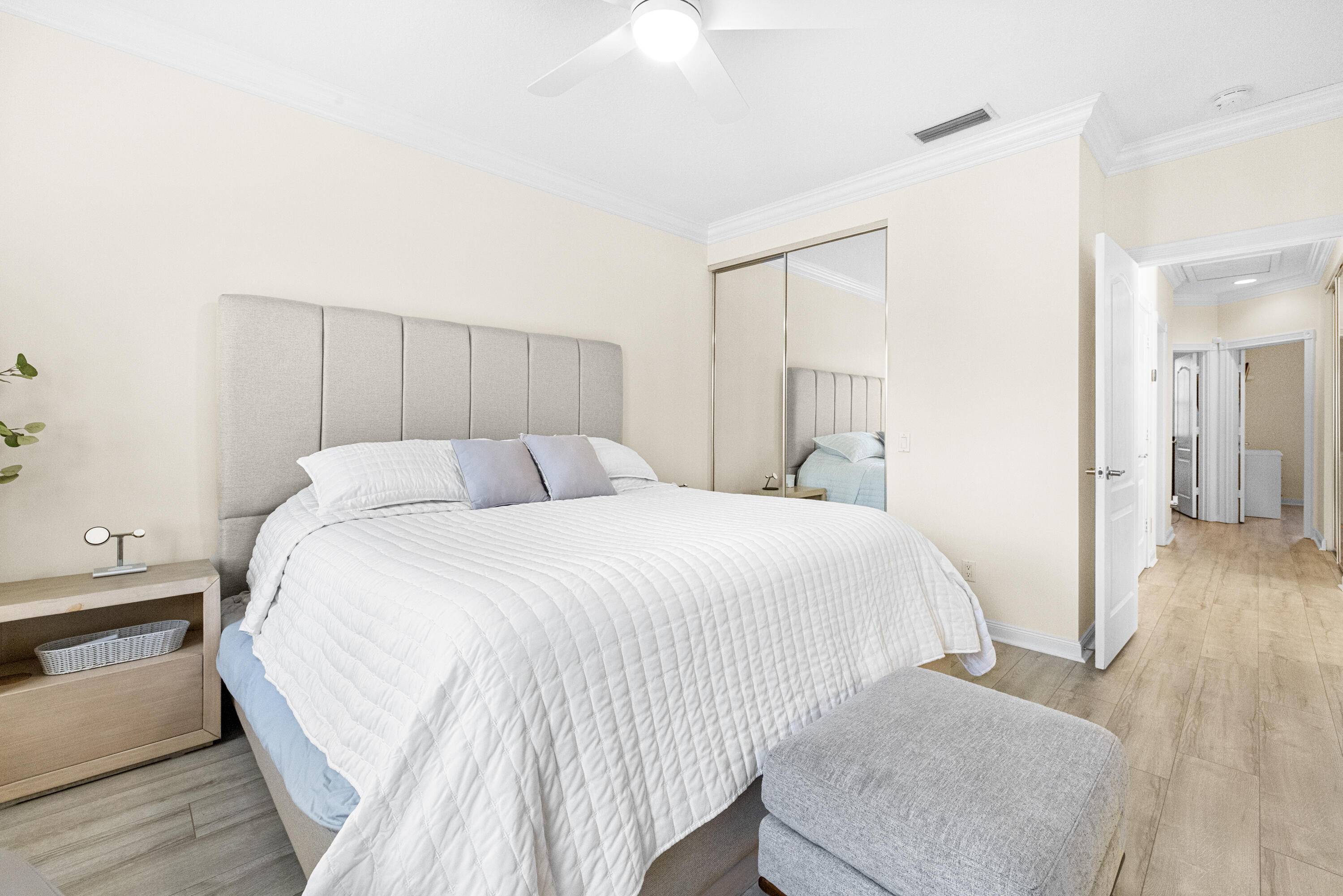 154 SANTA BARBARA, Palm Beach Gardens FL 33410