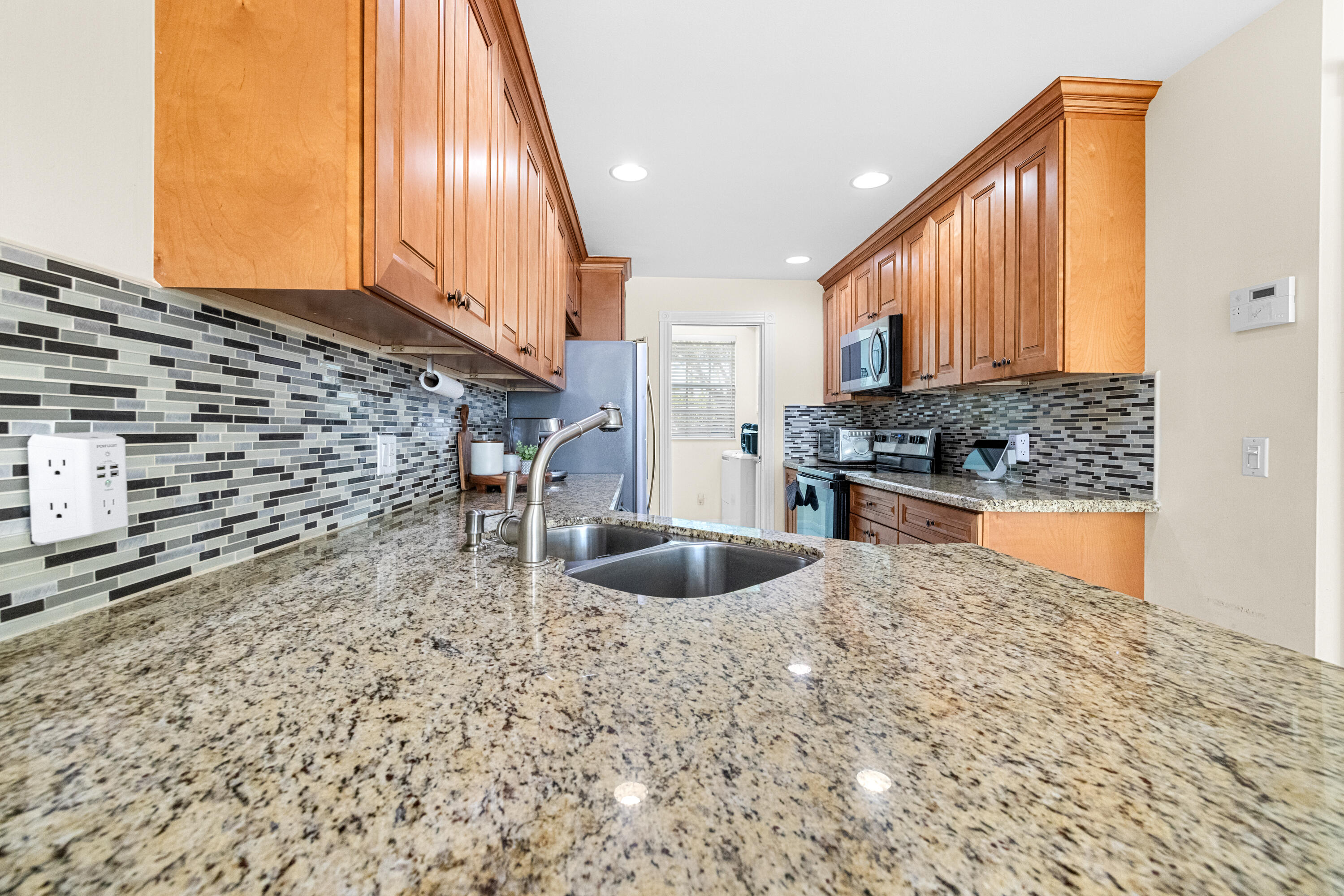 154 SANTA BARBARA, Palm Beach Gardens FL 33410