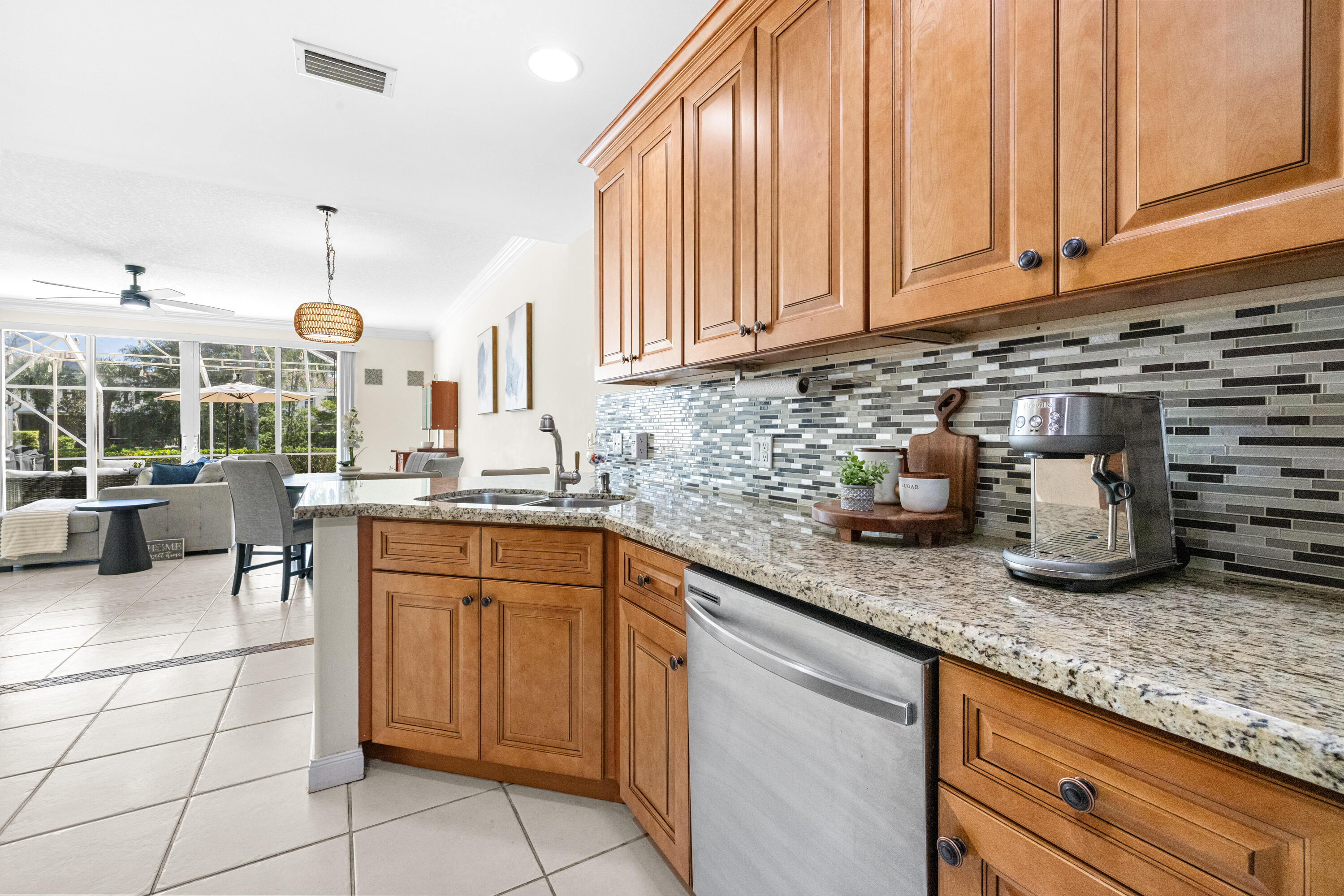 154 SANTA BARBARA, Palm Beach Gardens FL 33410