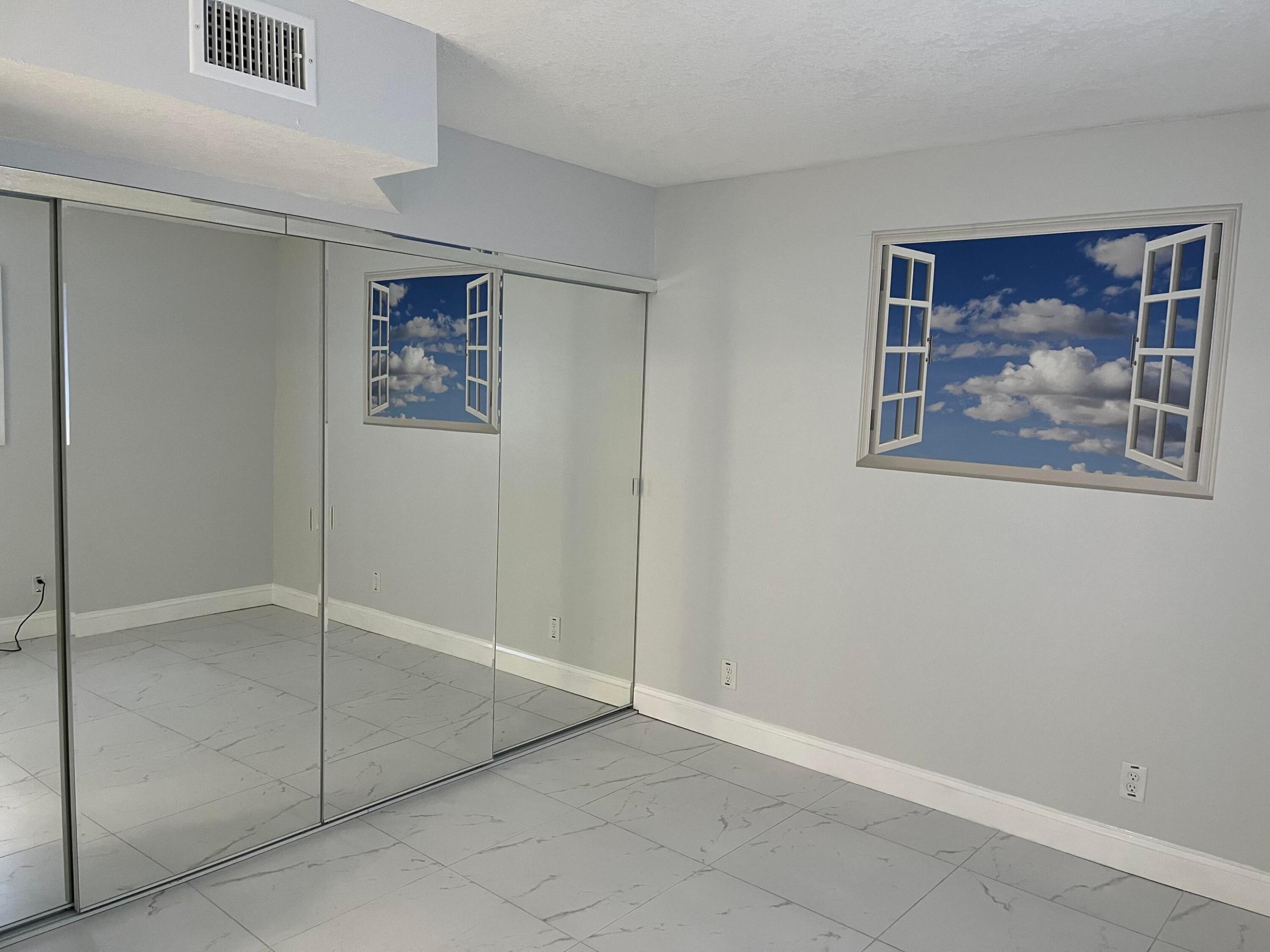 2830 SOMERSET #211N, Lauderdale Lakes FL 33311
