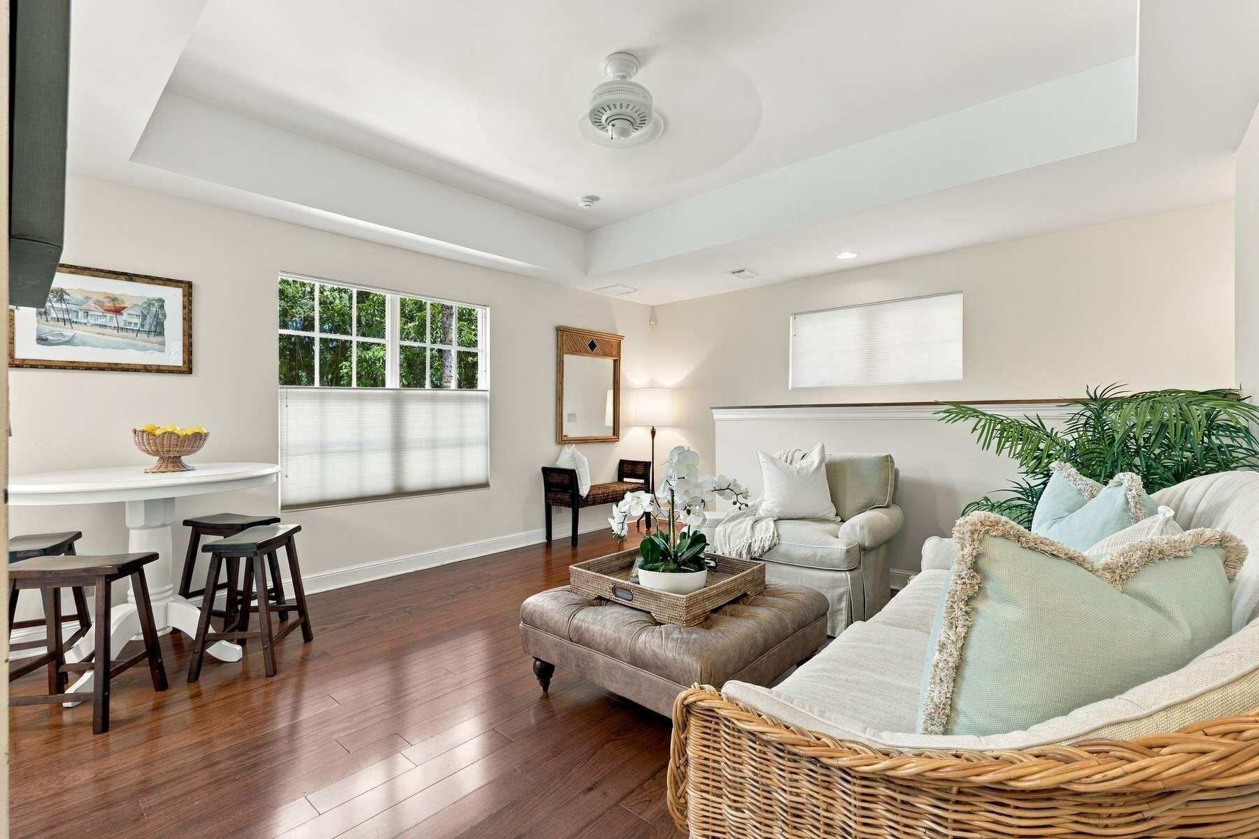 5 Via Sunny, Palm Beach FL 33480