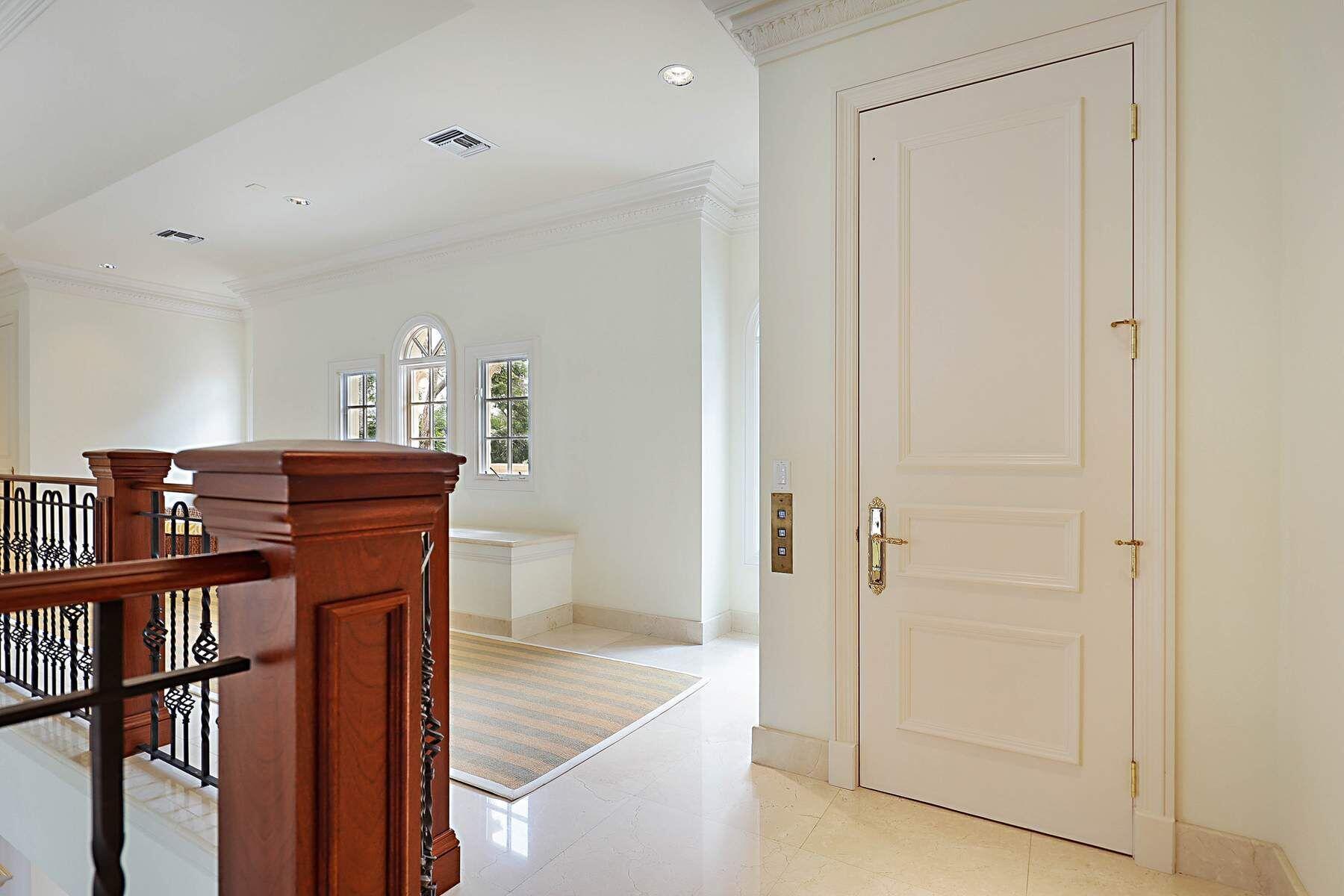 5 Via Sunny, Palm Beach FL 33480