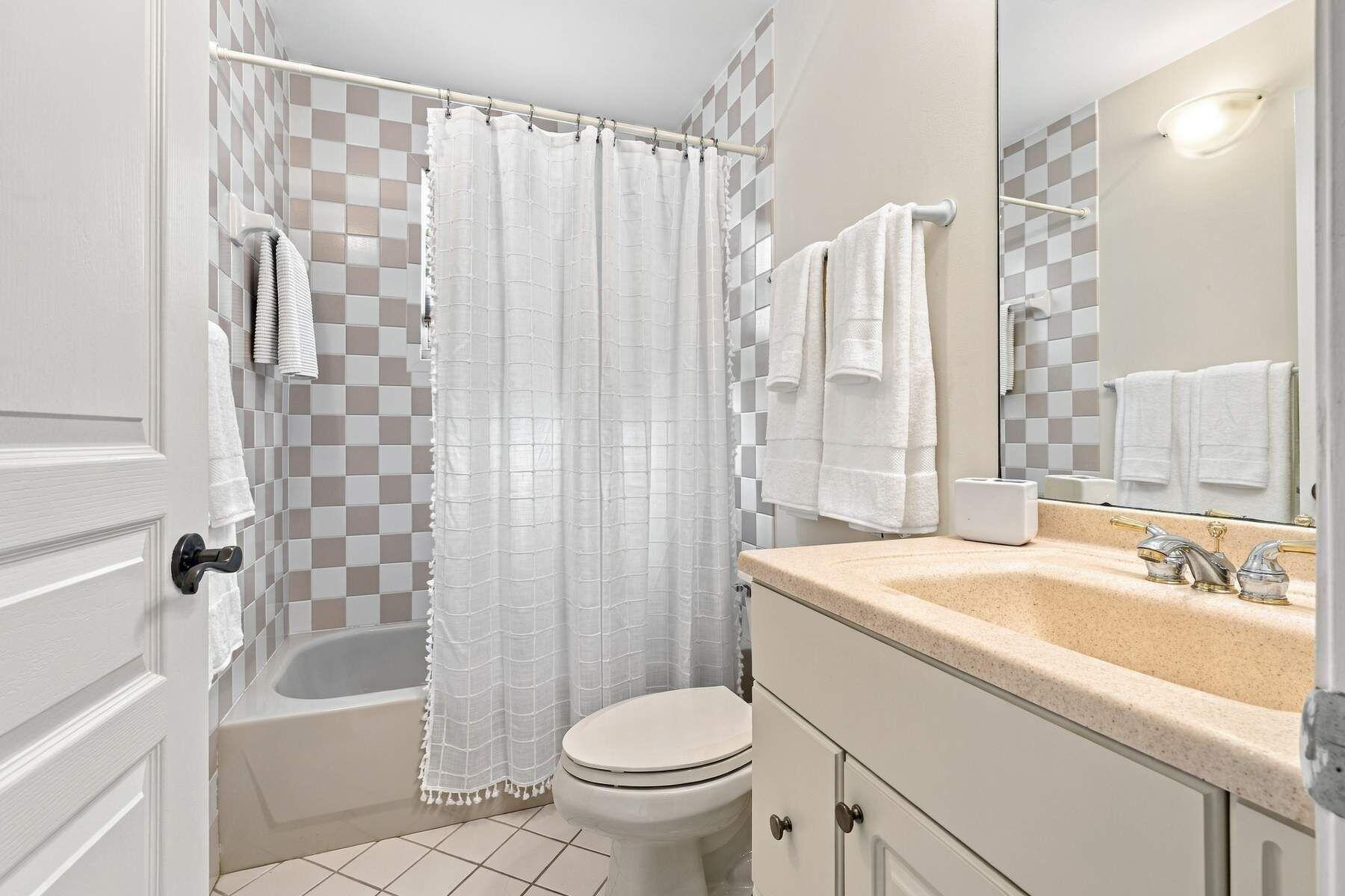 5 Via Sunny, Palm Beach FL 33480