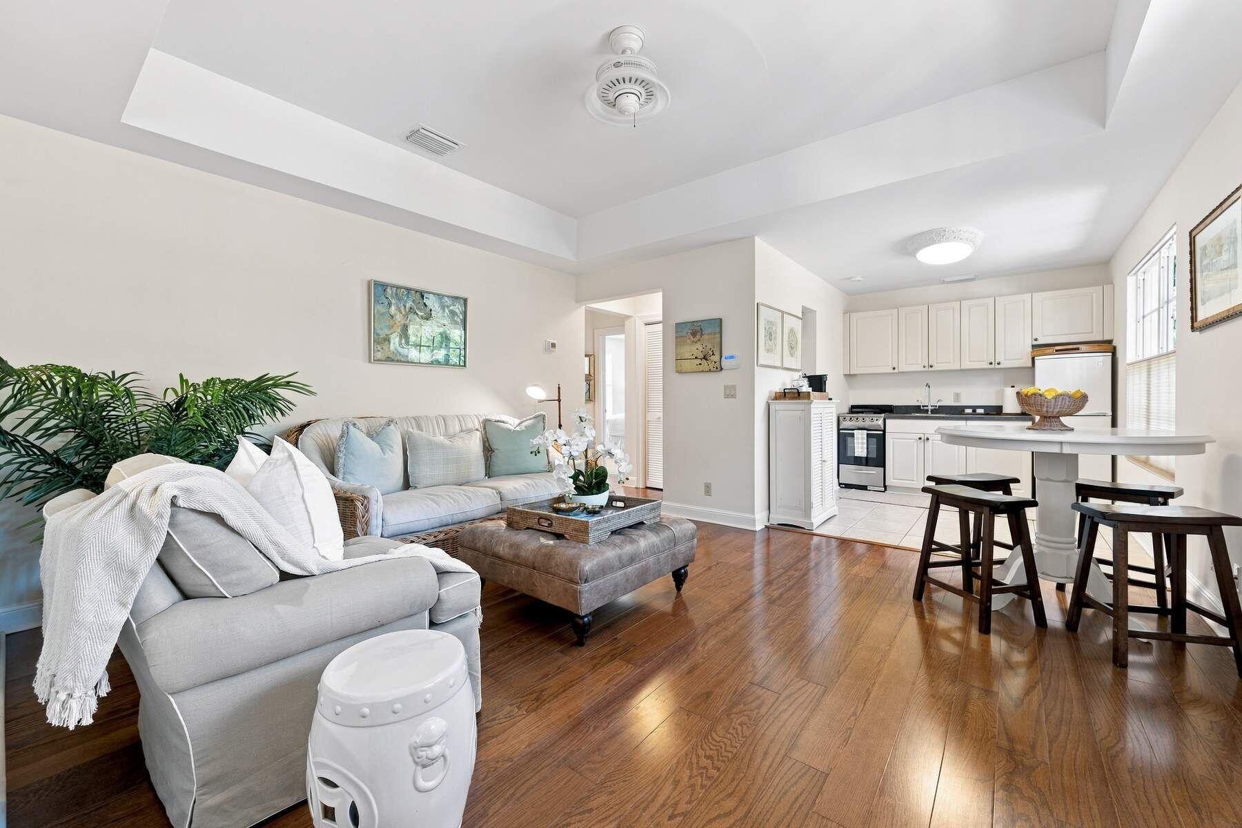 5 Via Sunny, Palm Beach FL 33480