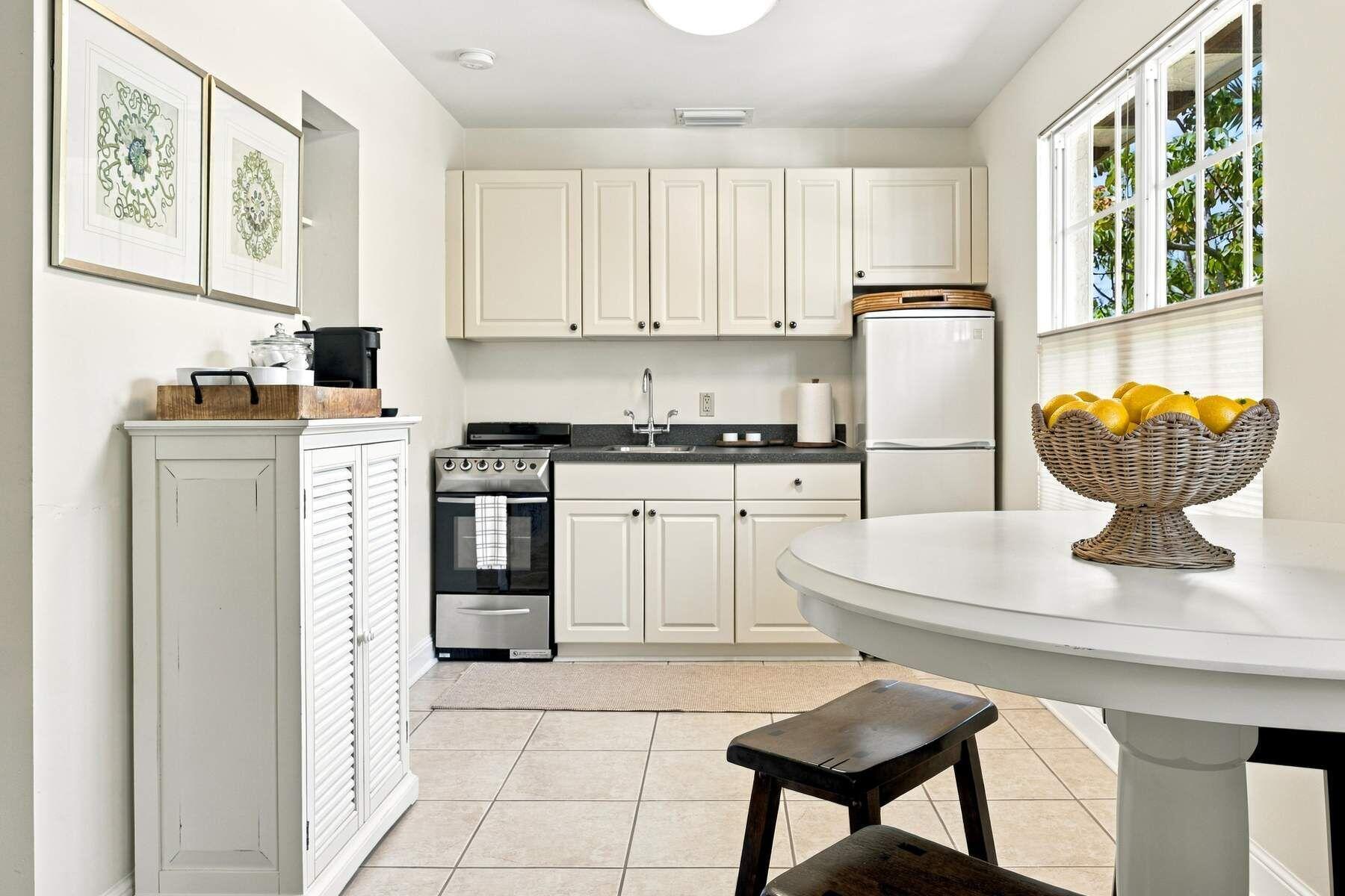 5 Via Sunny, Palm Beach FL 33480