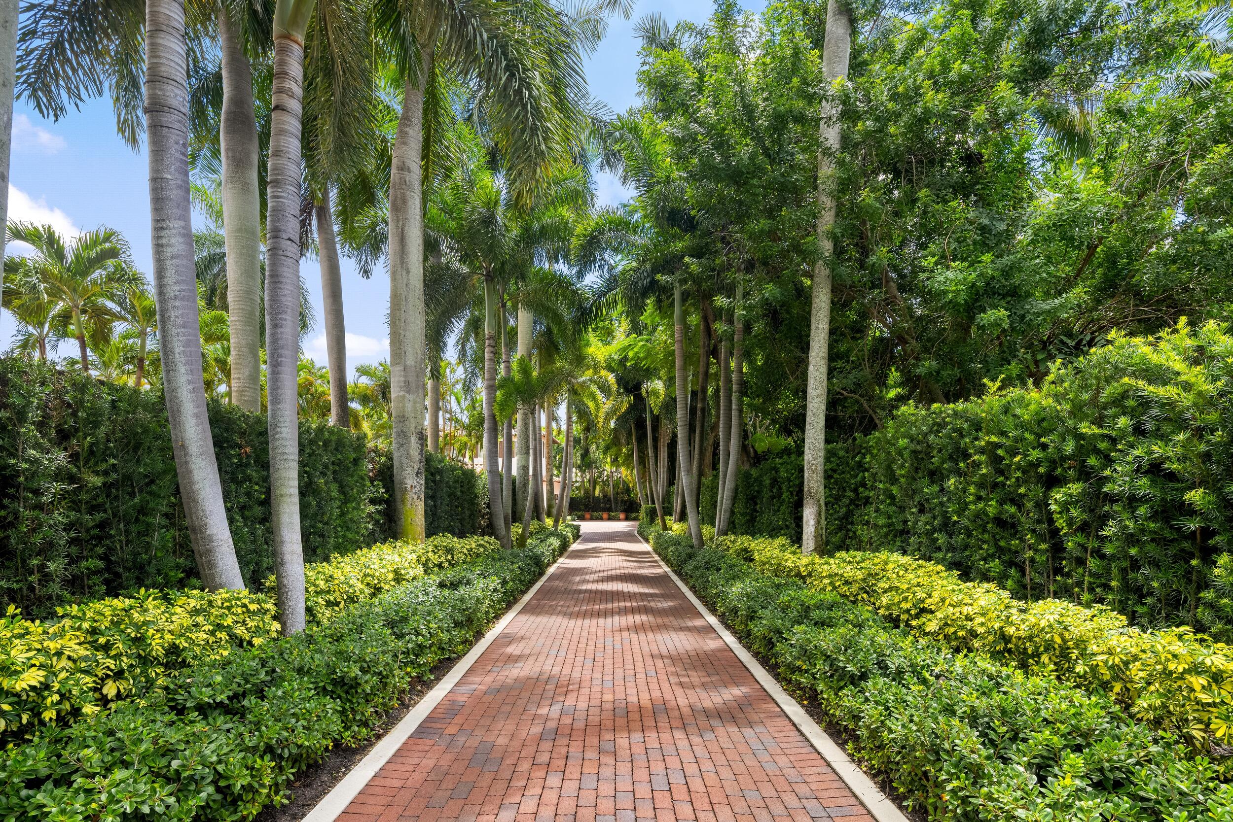706 SE 2nd, Delray Beach FL 33483