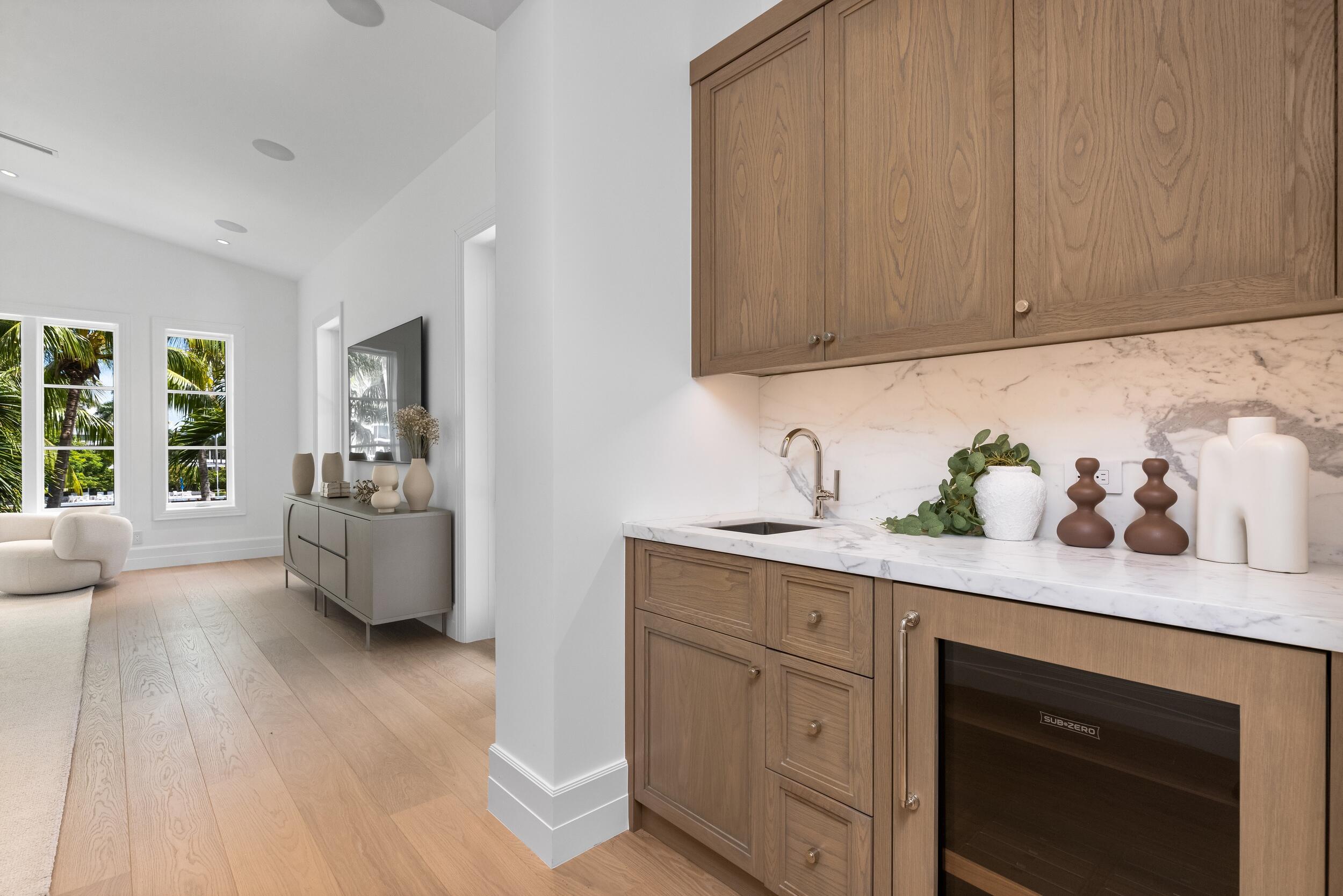 706 SE 2nd, Delray Beach FL 33483