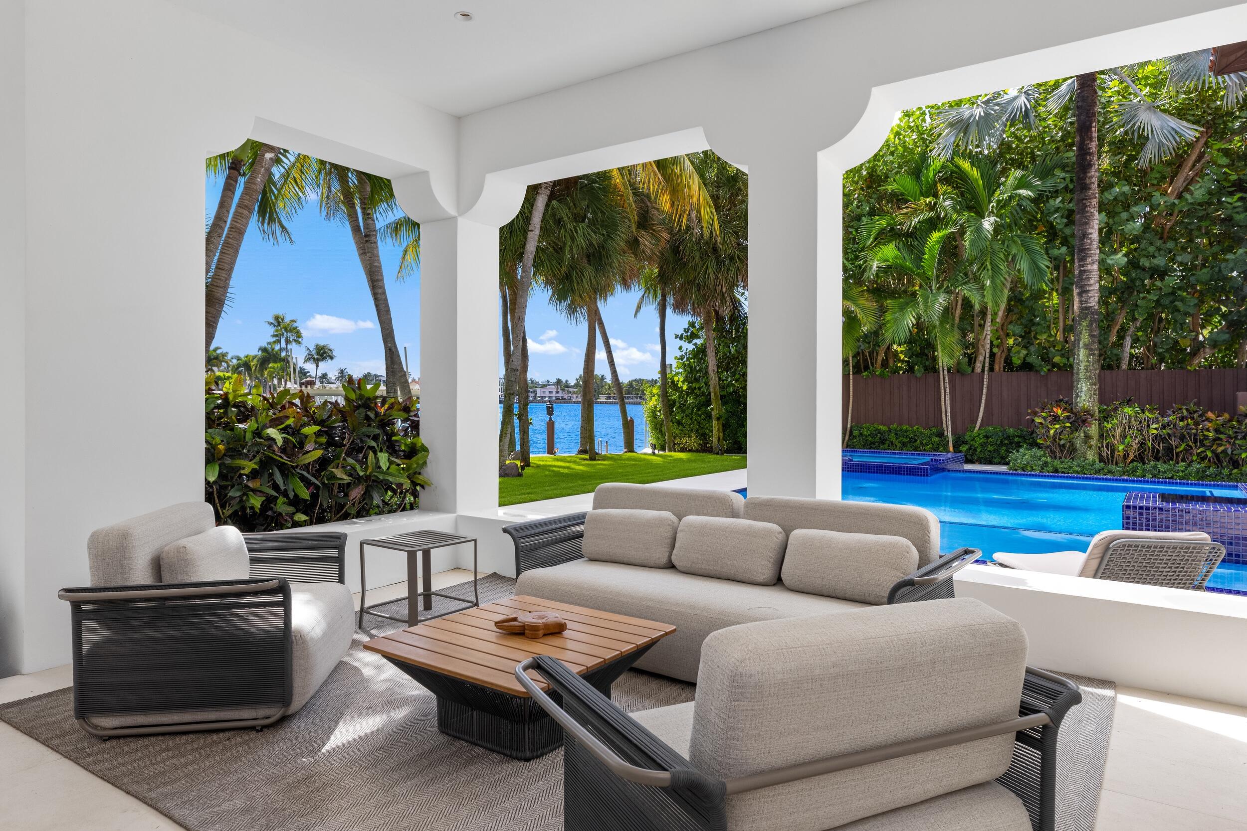 706 SE 2nd, Delray Beach FL 33483