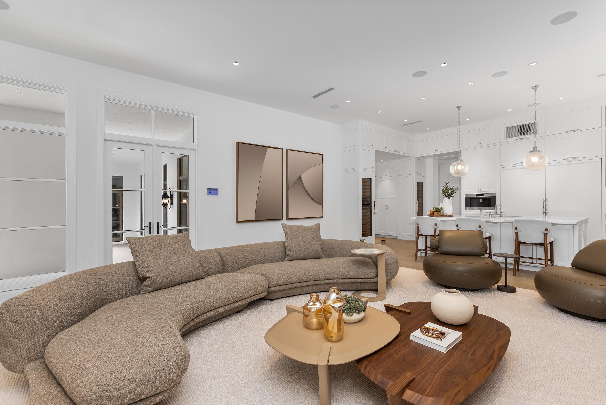 706 SE 2nd, Delray Beach FL 33483