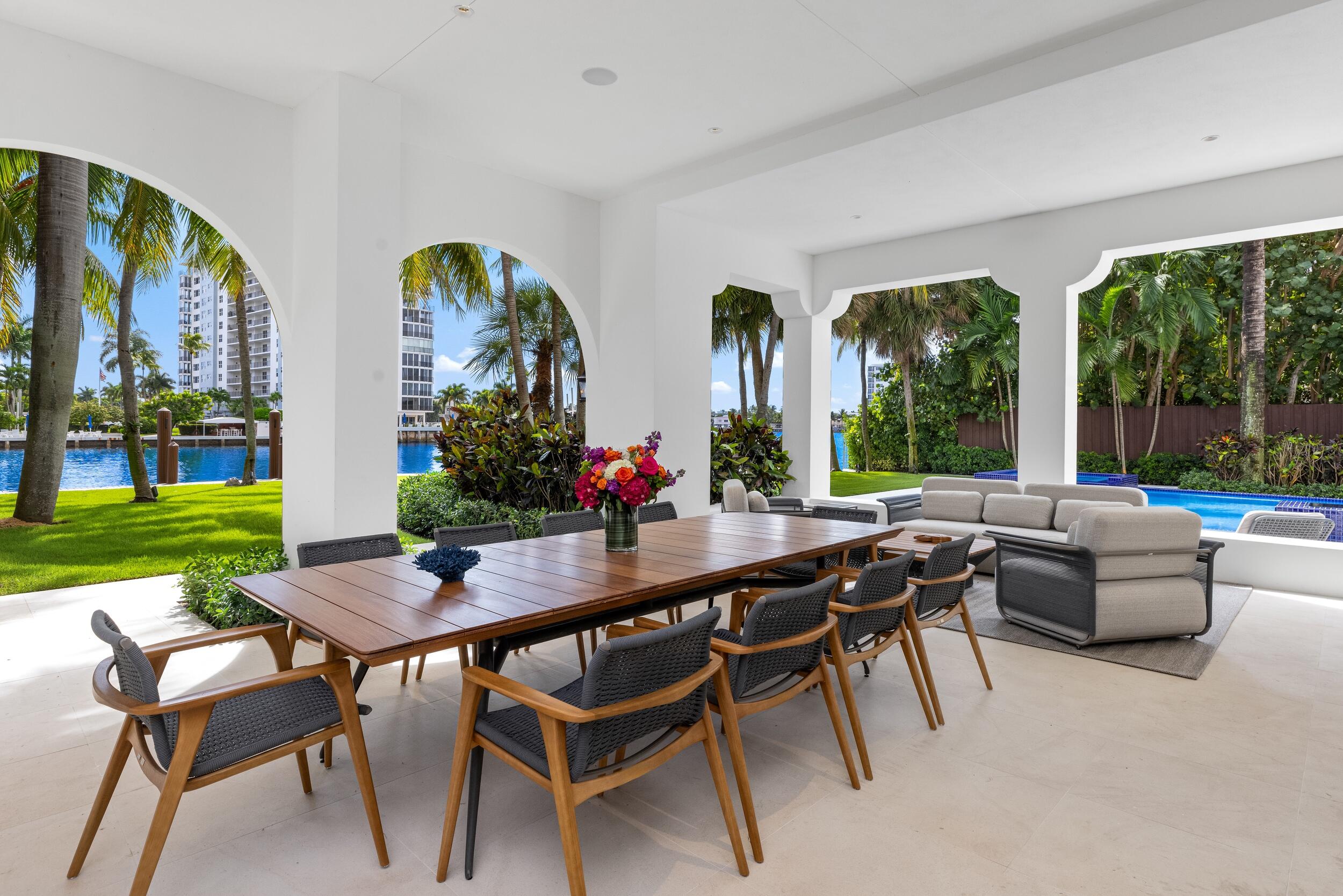 706 SE 2nd, Delray Beach FL 33483