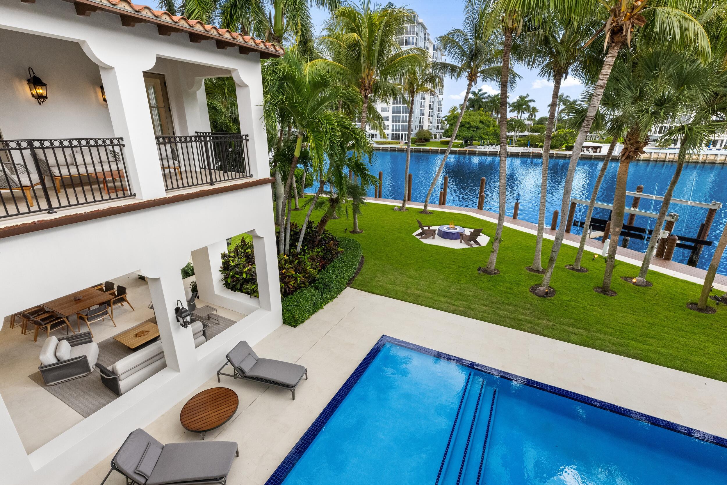 706 SE 2nd, Delray Beach FL 33483
