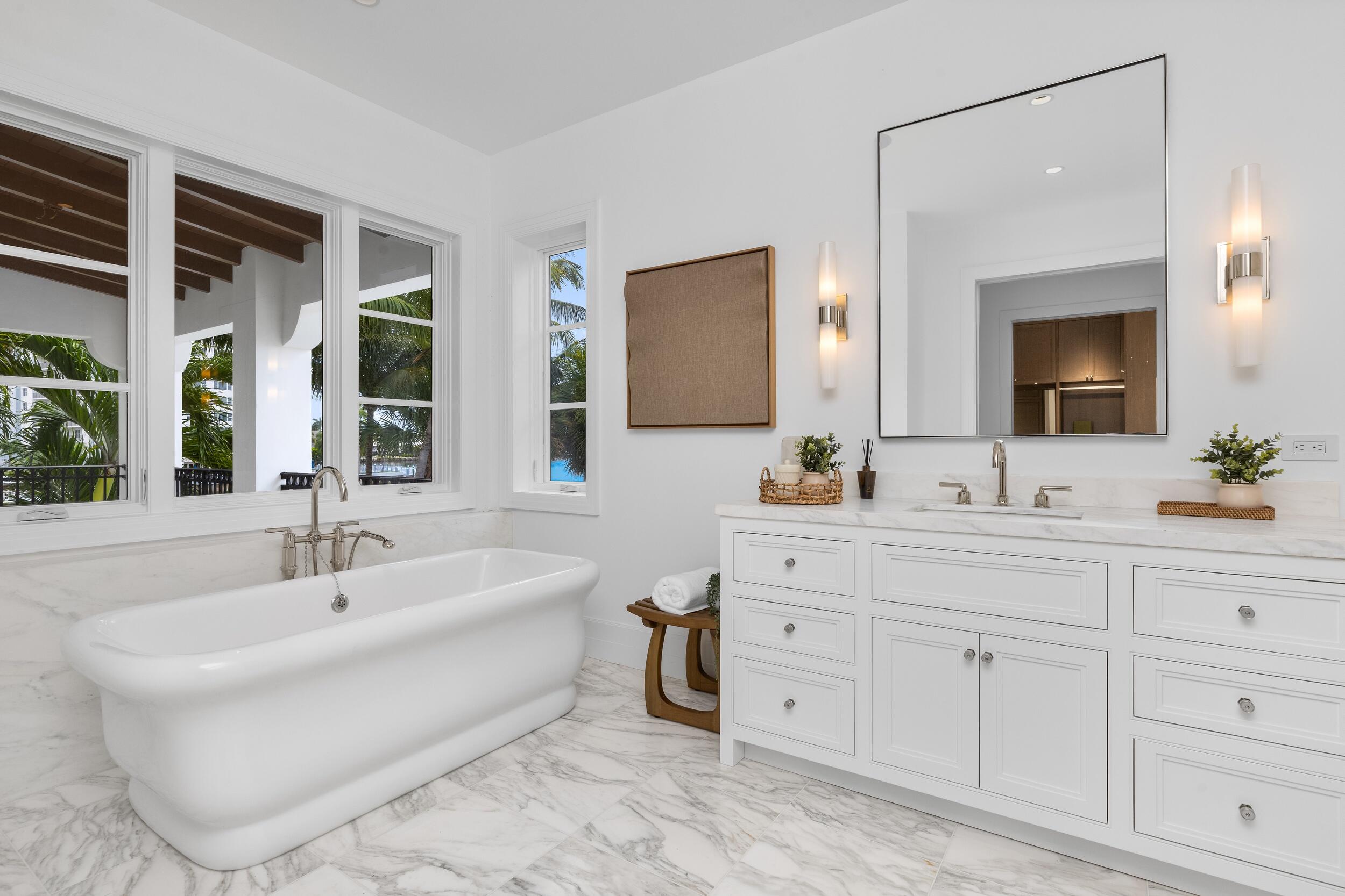 706 SE 2nd, Delray Beach FL 33483