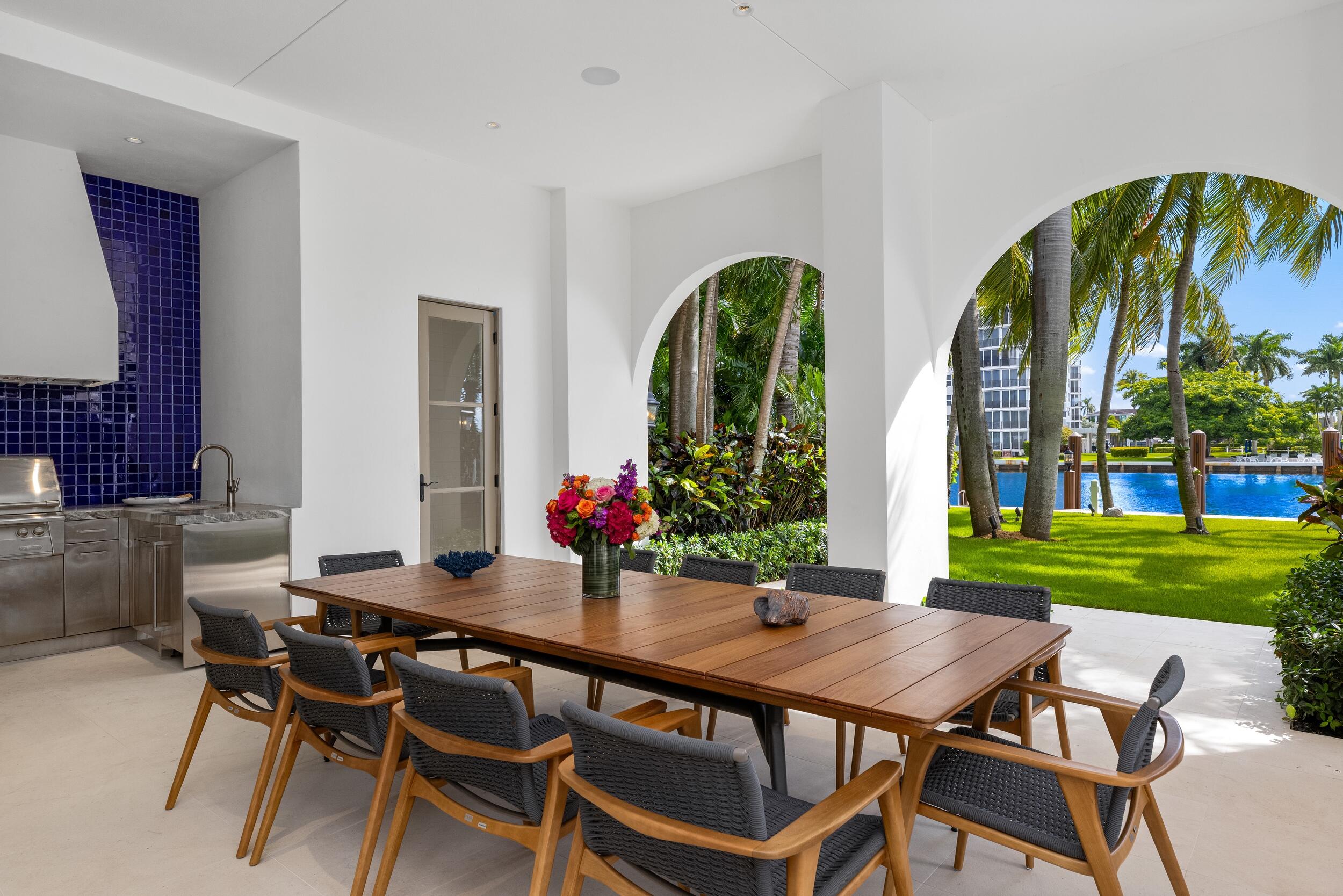 706 SE 2nd, Delray Beach FL 33483