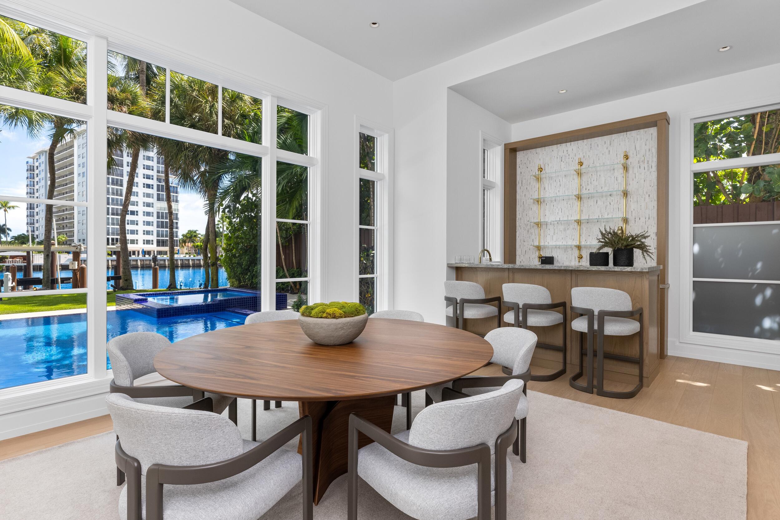 706 SE 2nd, Delray Beach FL 33483