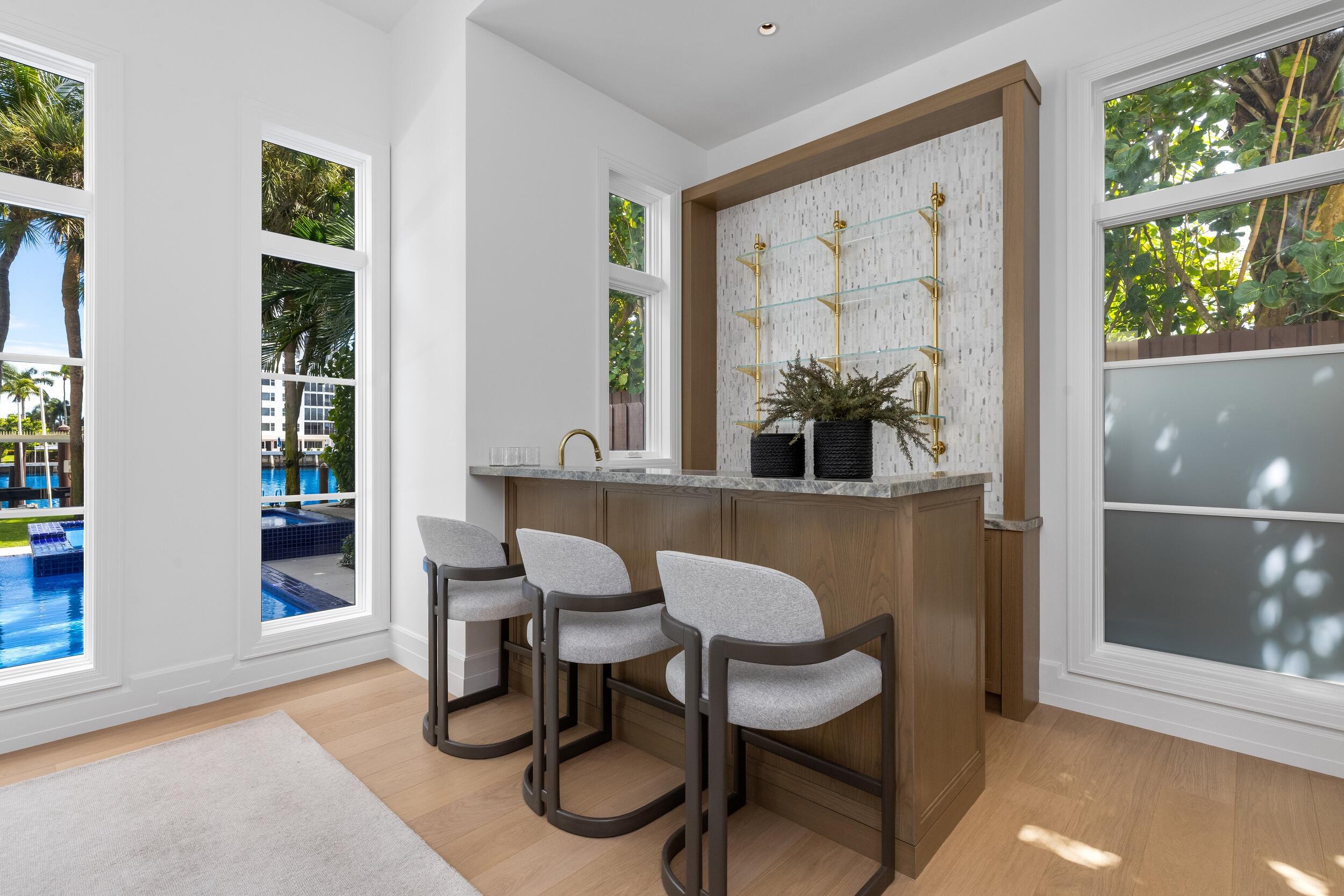 706 SE 2nd, Delray Beach FL 33483