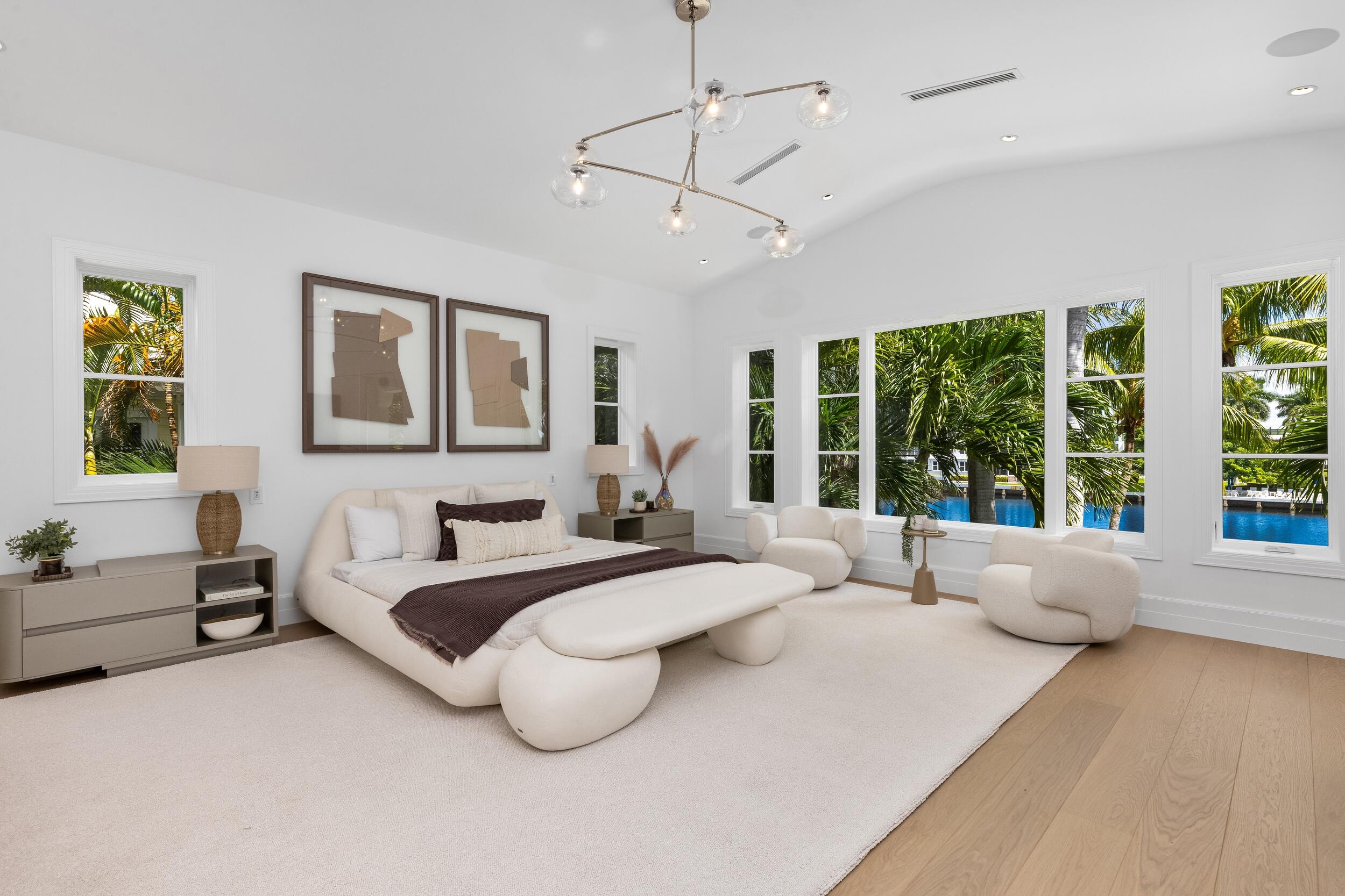706 SE 2nd, Delray Beach FL 33483