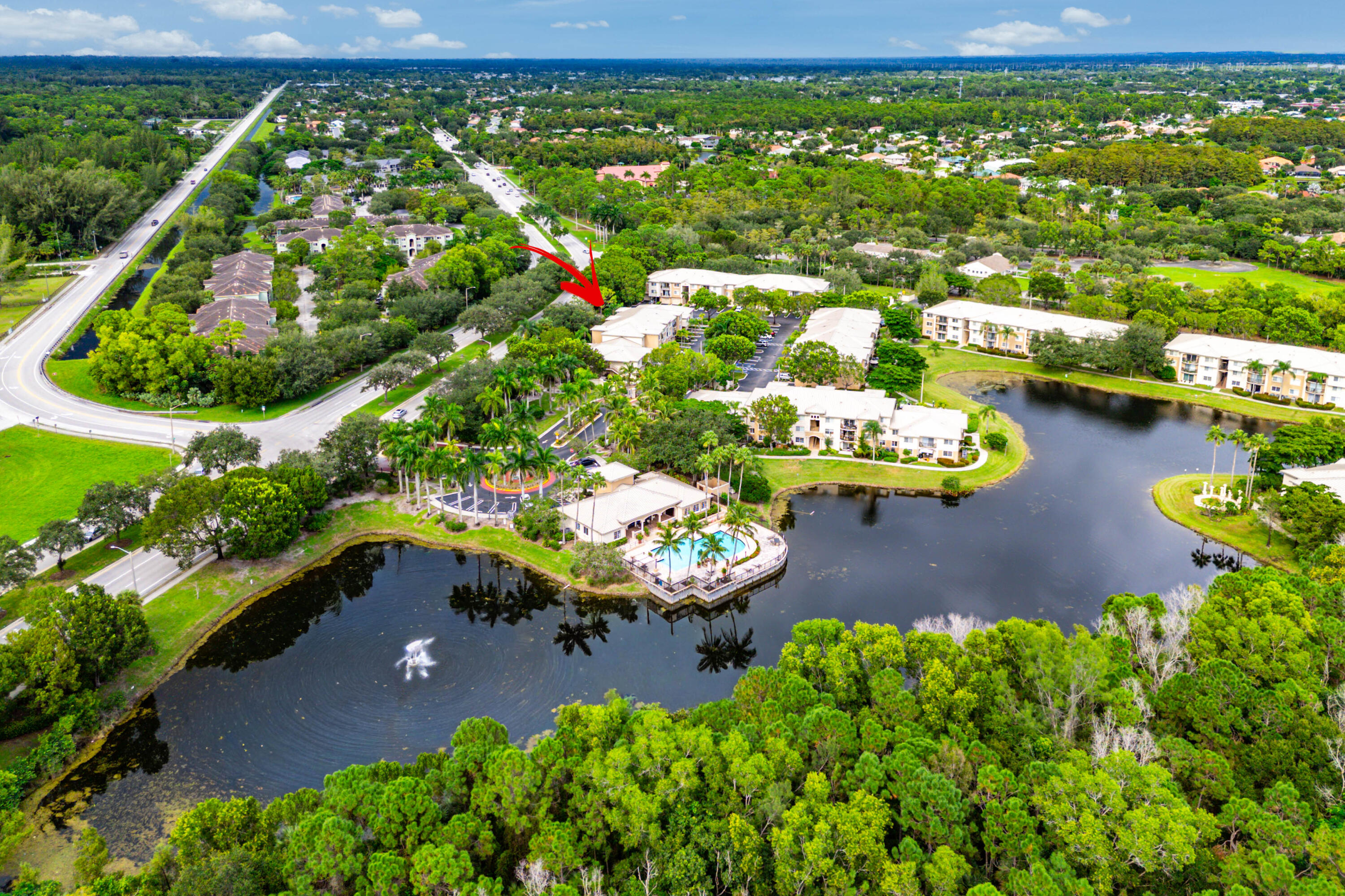 200 Crestwood #211, Royal Palm Beach FL 33411