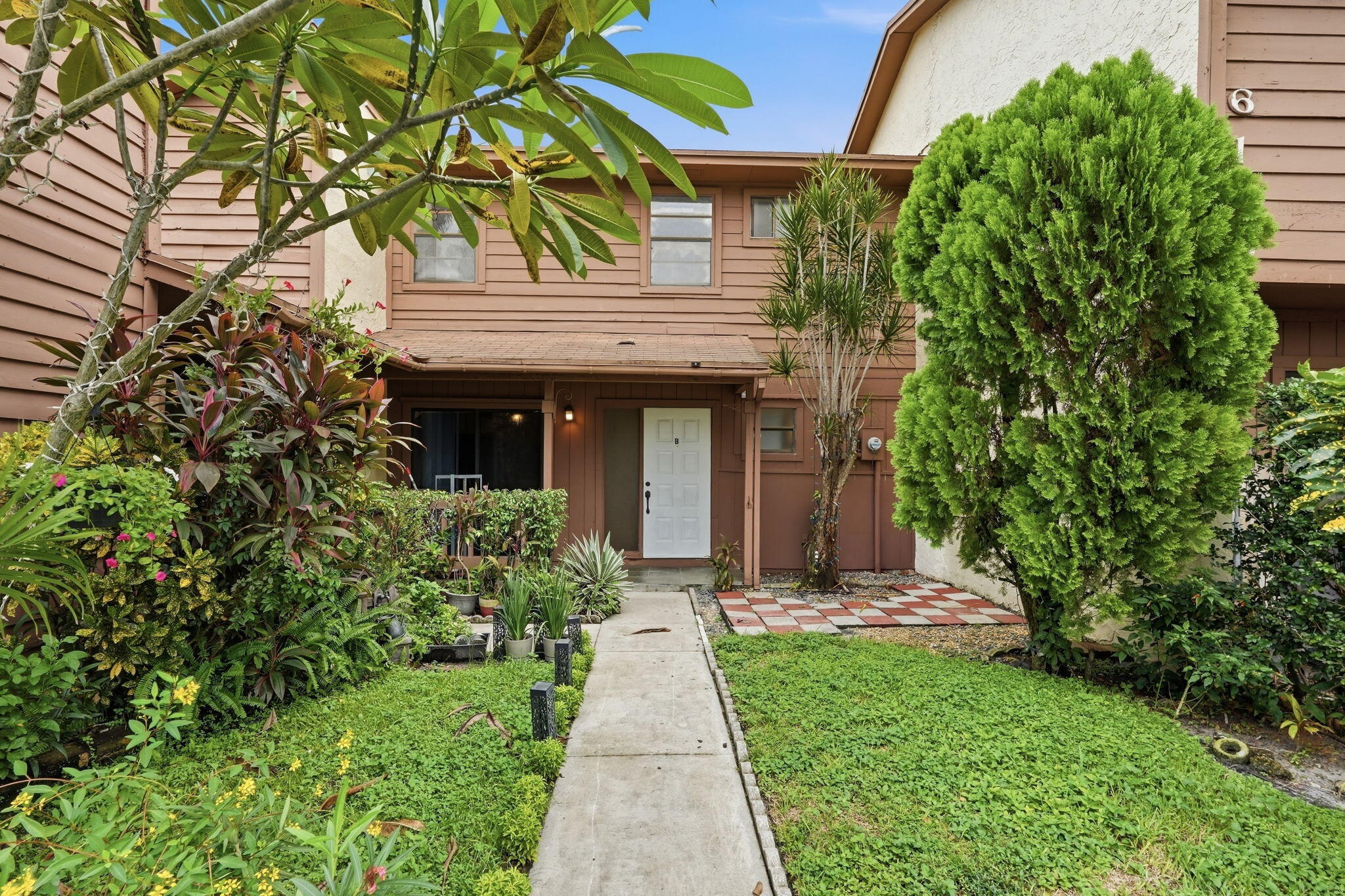 6180 PINE TREE #B, Tamarac FL 33319