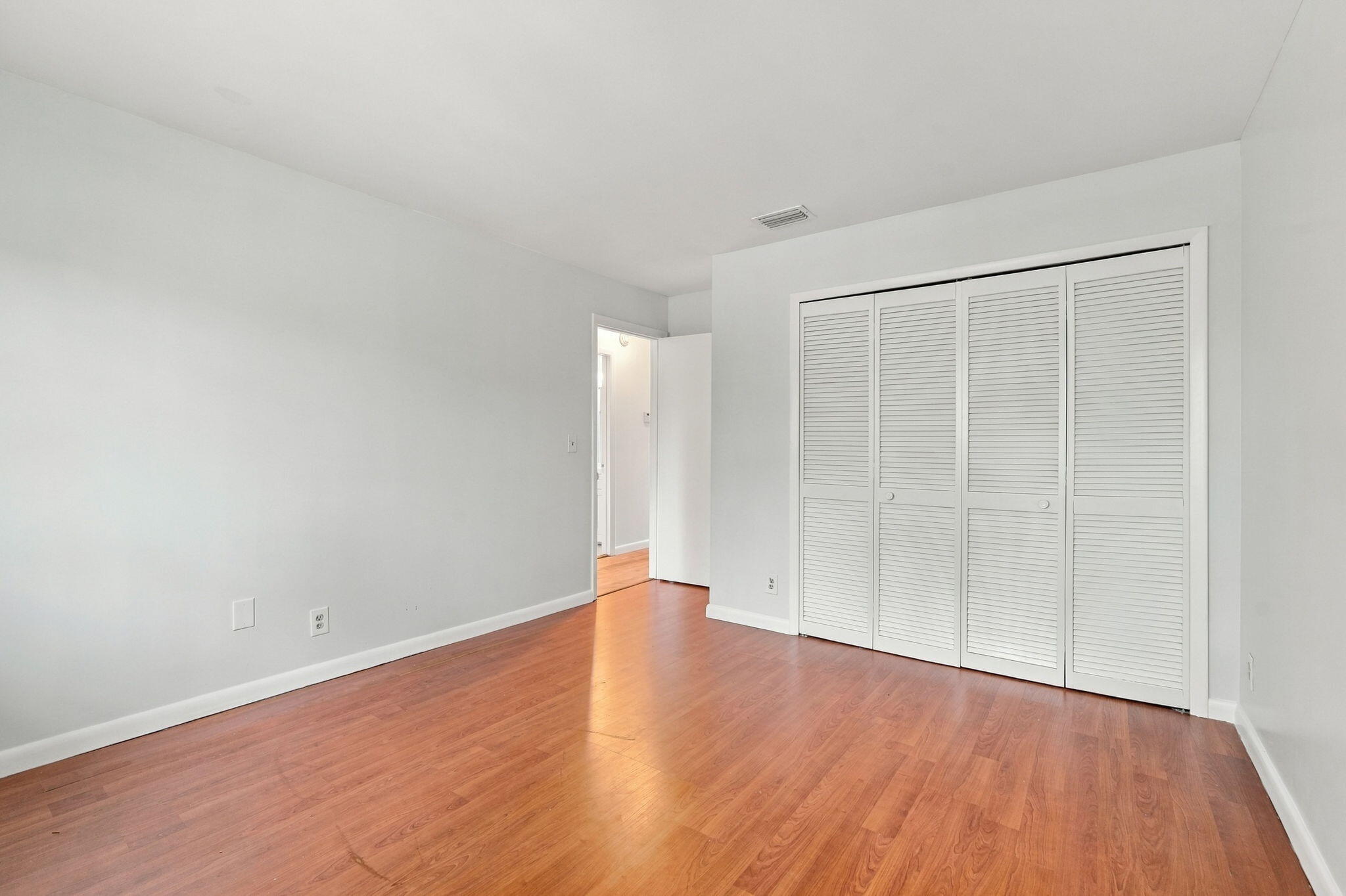 6180 PINE TREE #B, Tamarac FL 33319
