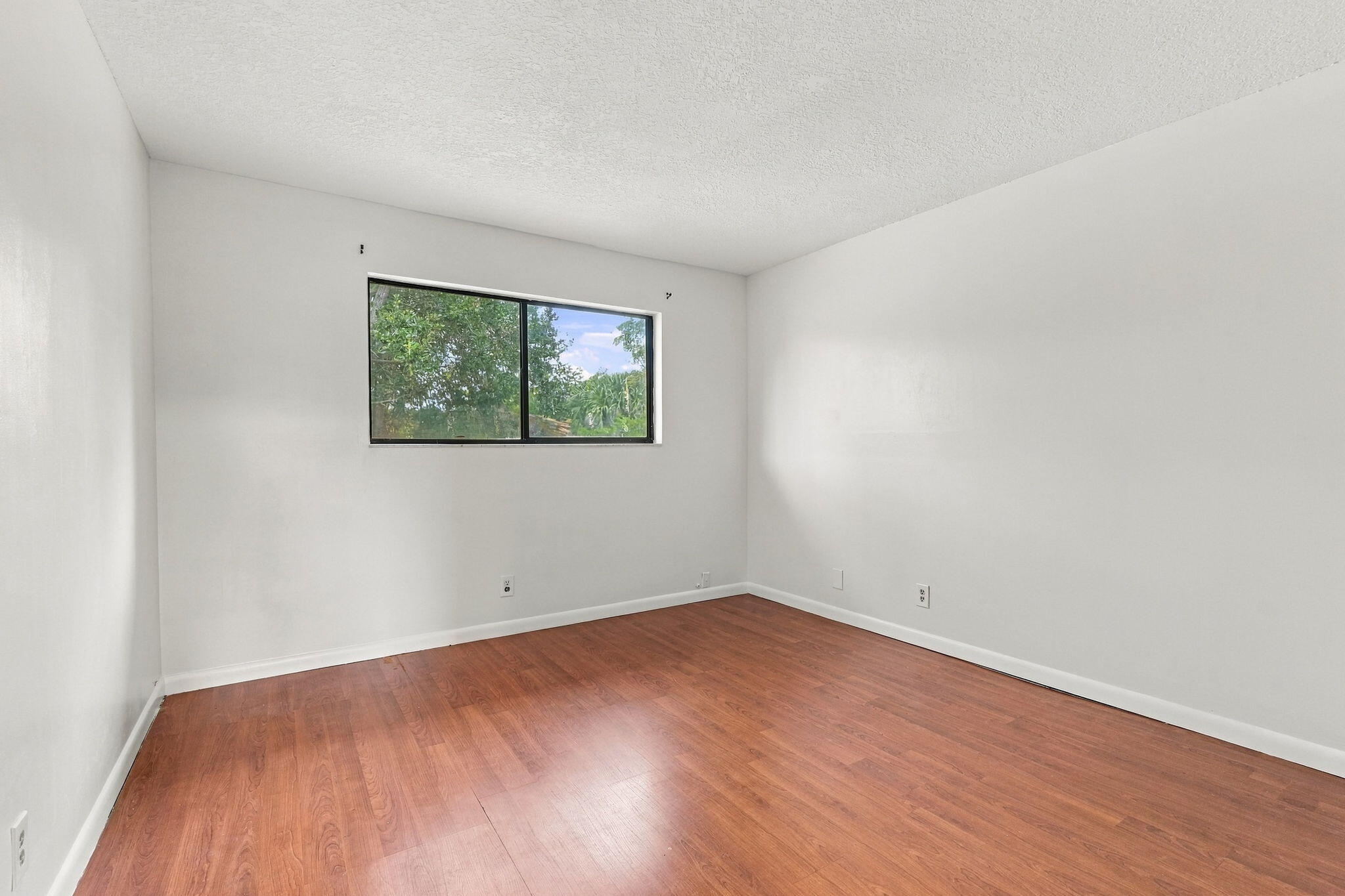 6180 PINE TREE #B, Tamarac FL 33319
