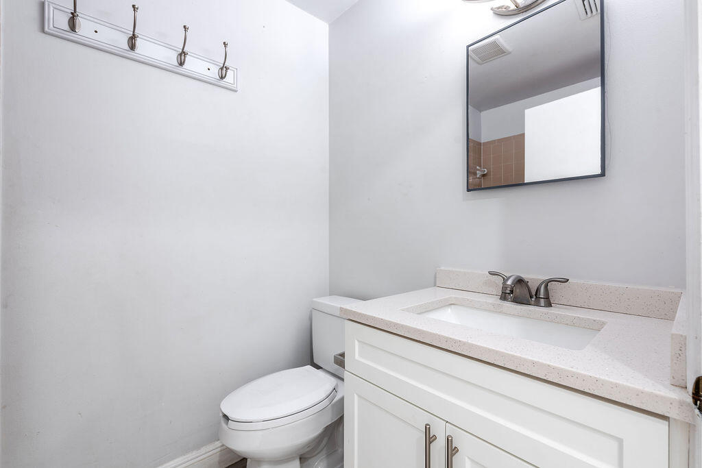 4953 Freedom #302, Lake Worth FL 33462